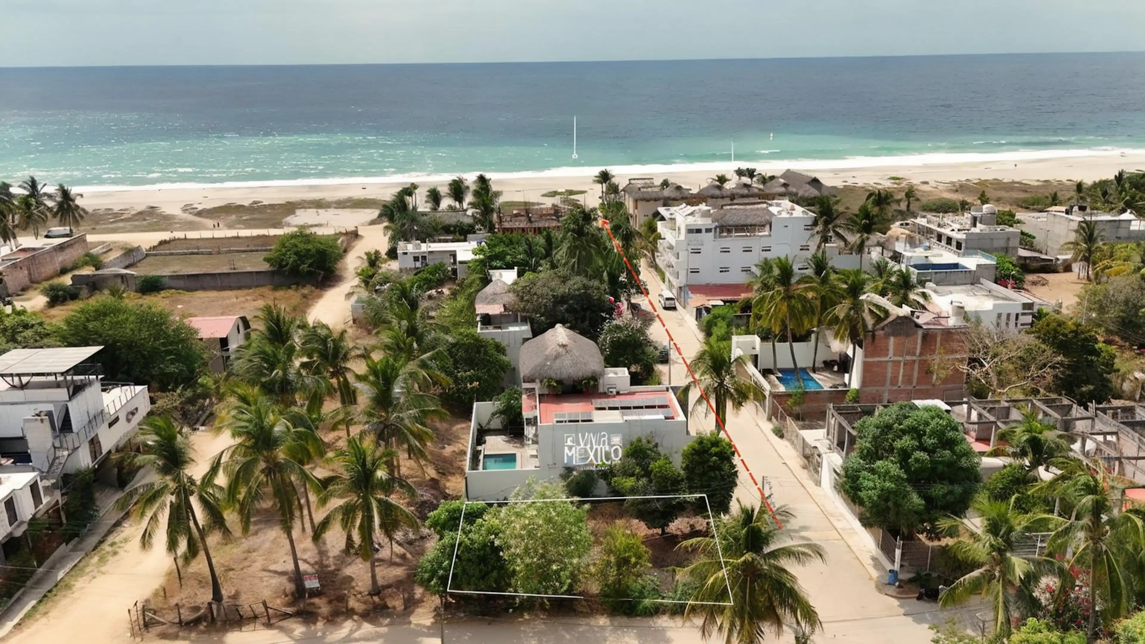 Terreno en venta en Playa Zicatela, Puerto Escondido, Oaxaca