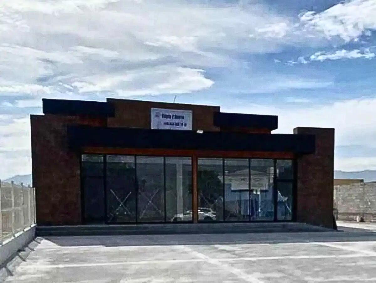 Local Comercial Spot2