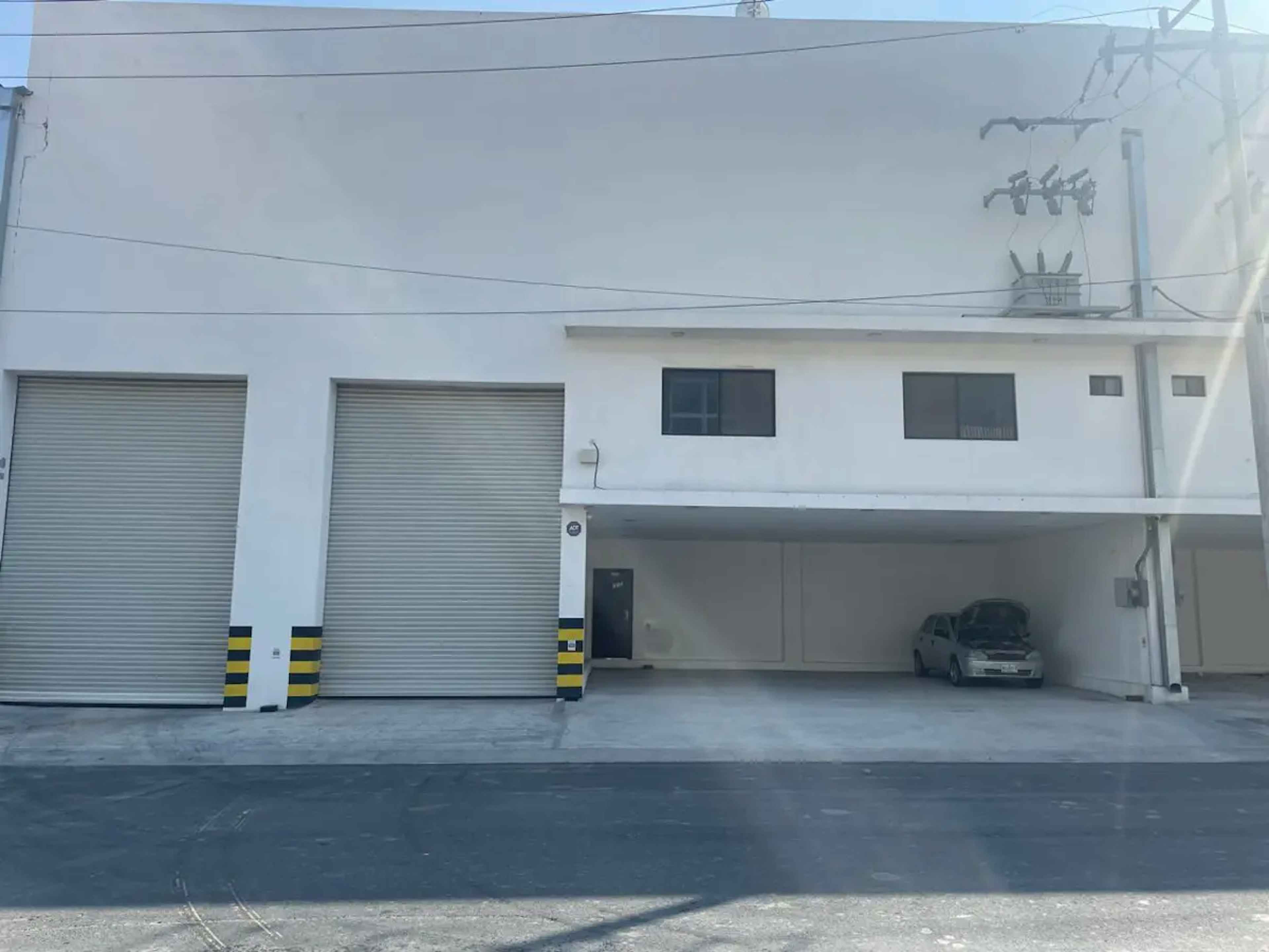 Bodega Industrial En Renta En Santa Catarina N/d