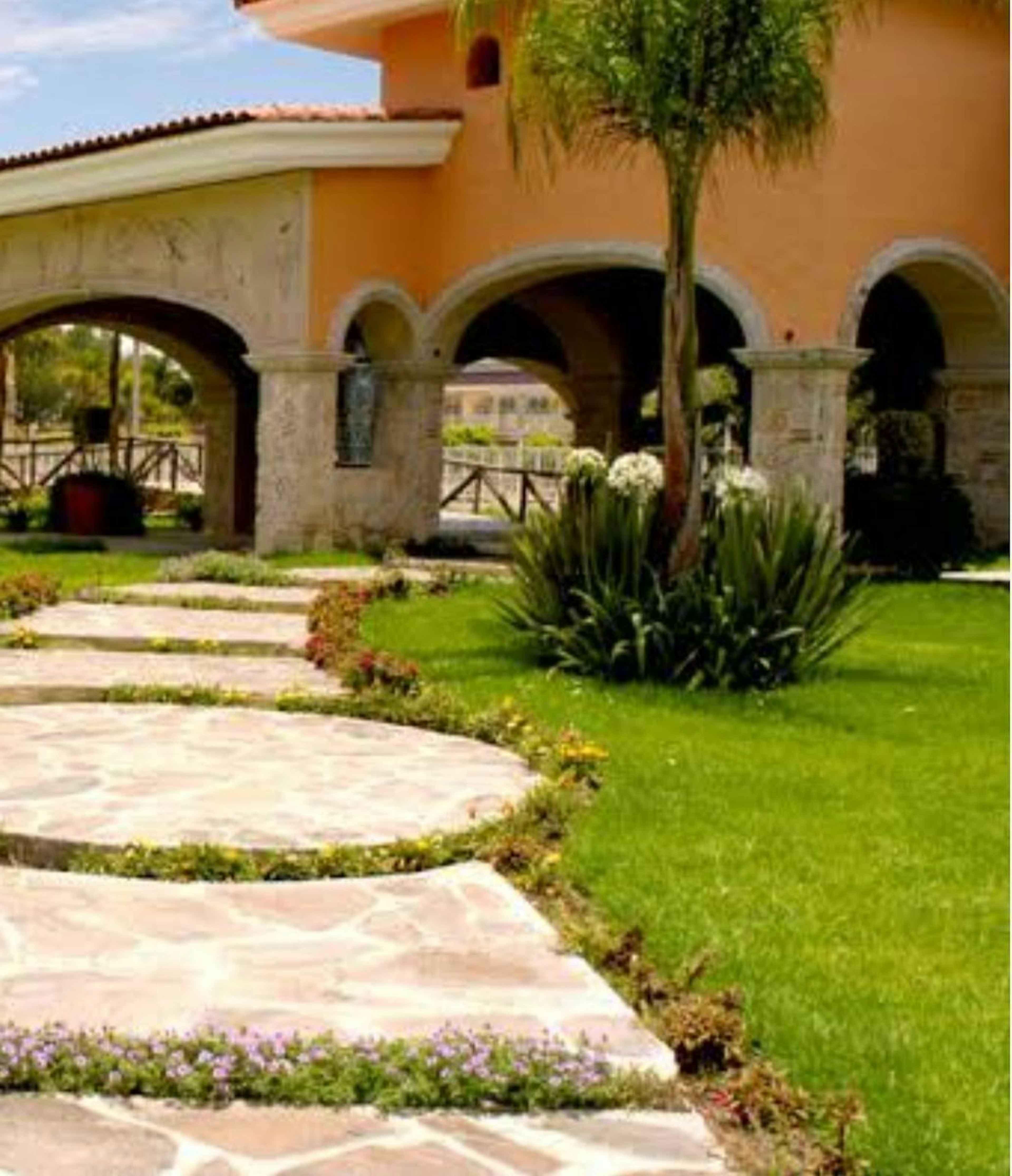 Avenida Ignacio Allende 7705