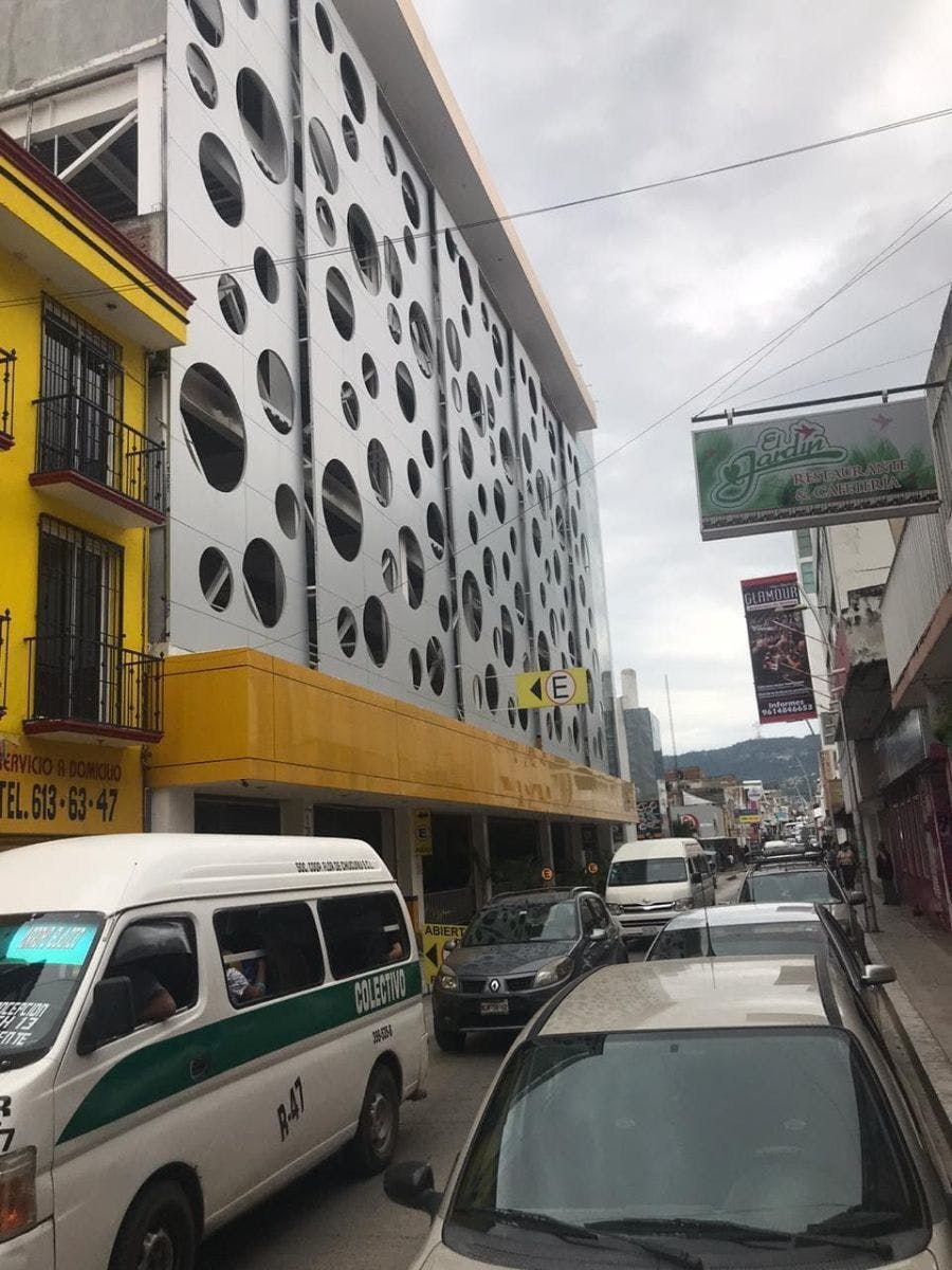 Local Comercial Spot2