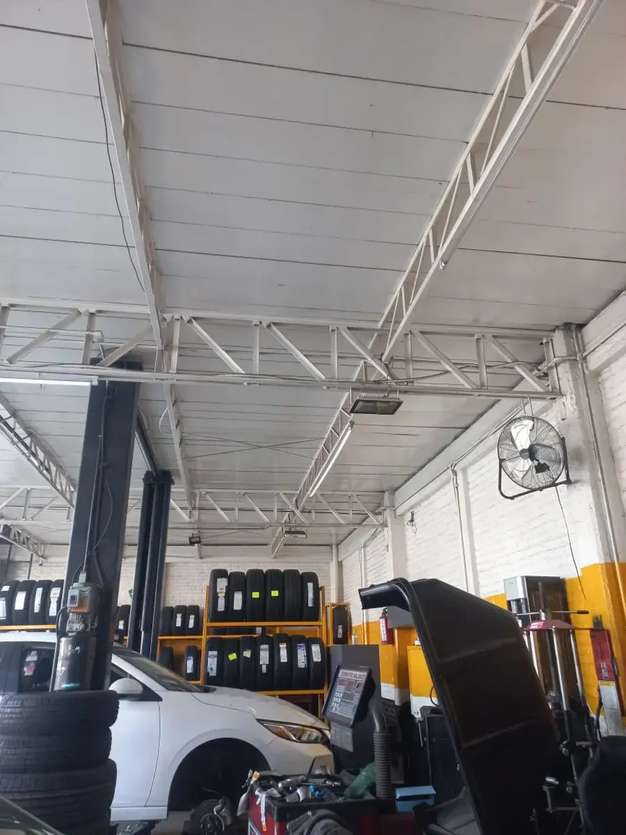 Local Comercial Spot2