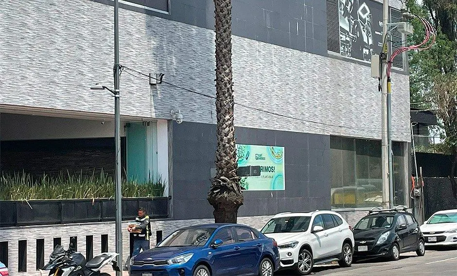 Local Comercial Spot2
