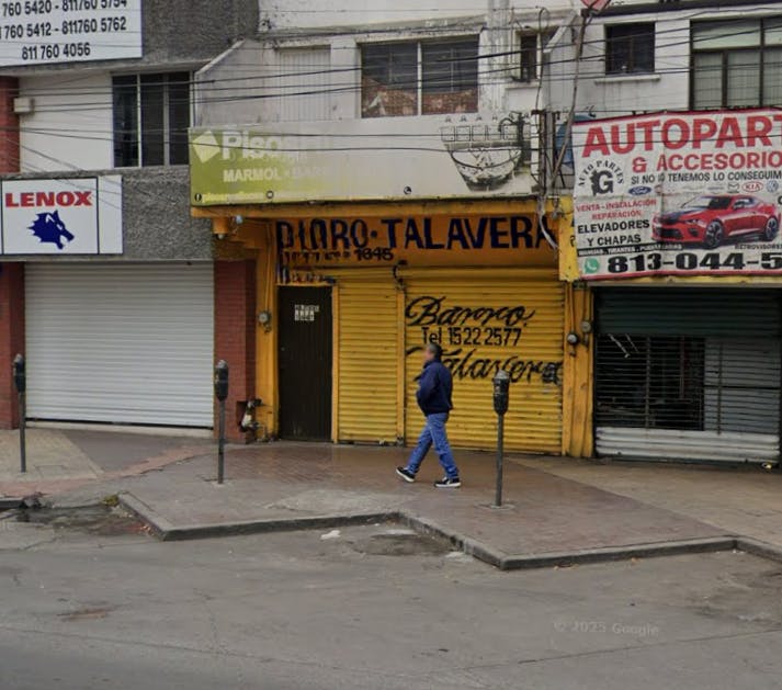 Local Comercial Spot2