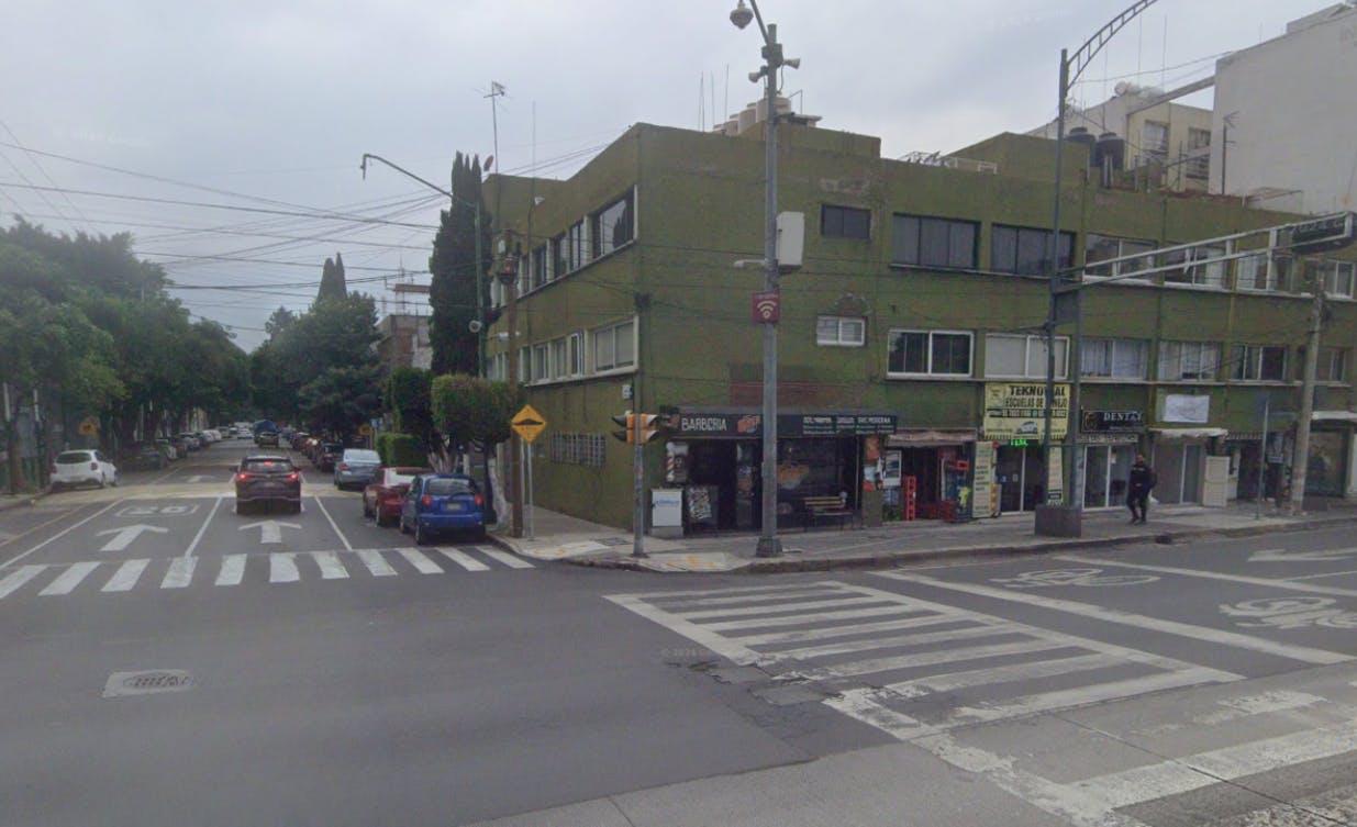 Local Comercial Spot2