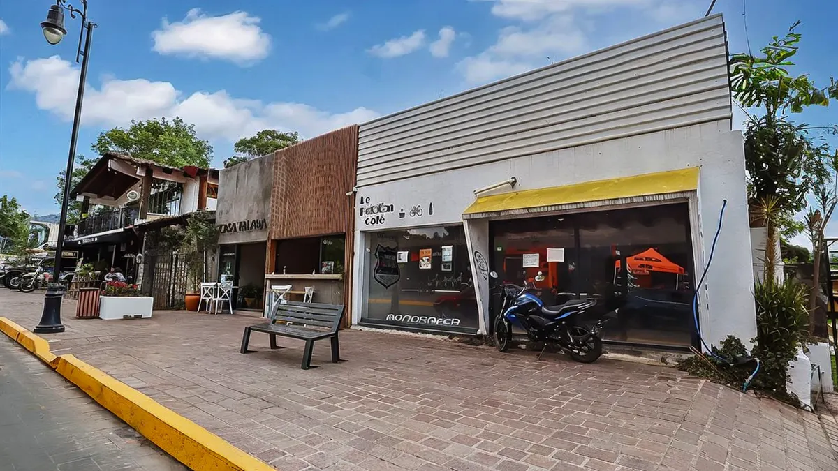 Local Comercial Spot2