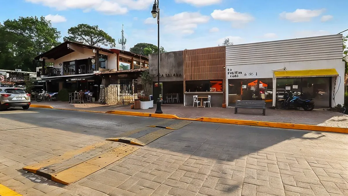Local Comercial Spot2