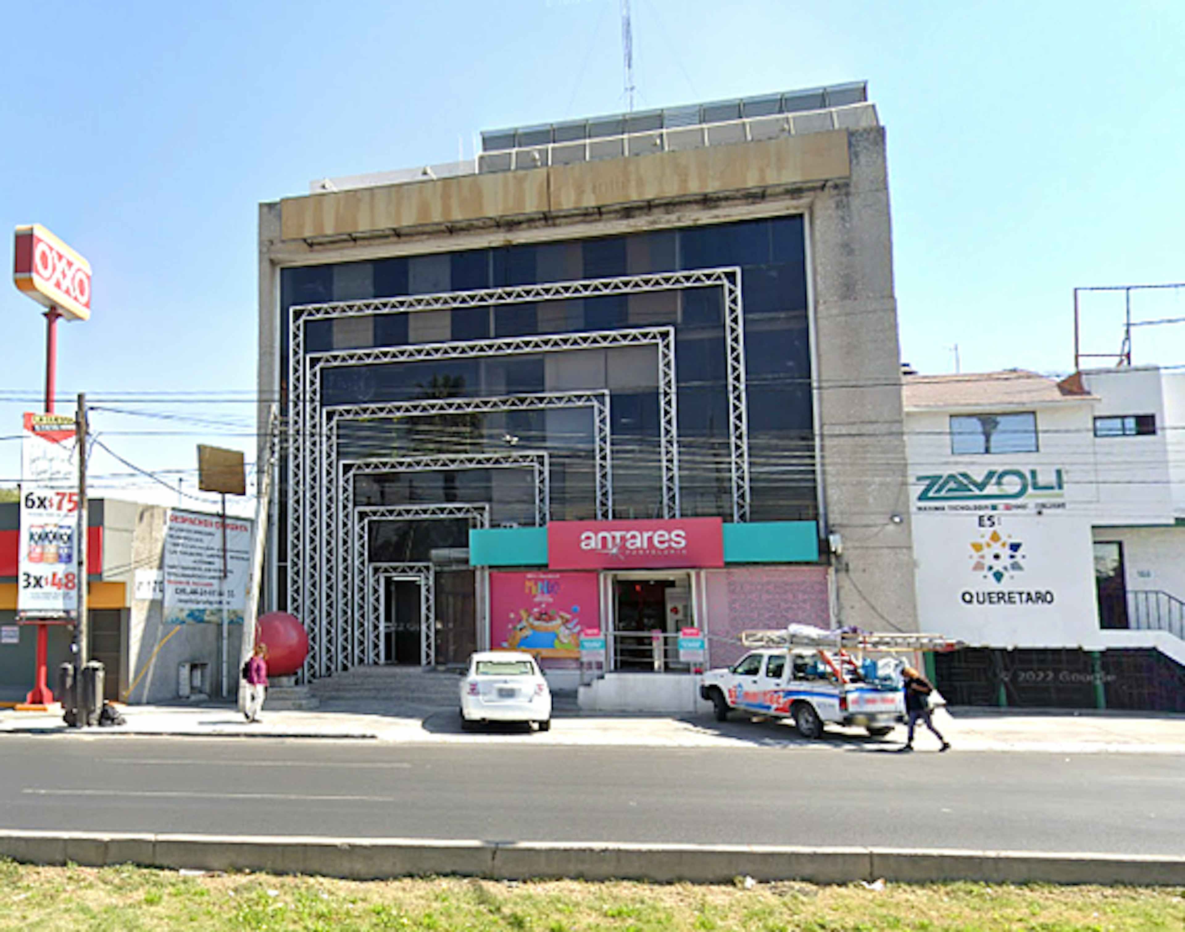 Avenida 5 De Febrero