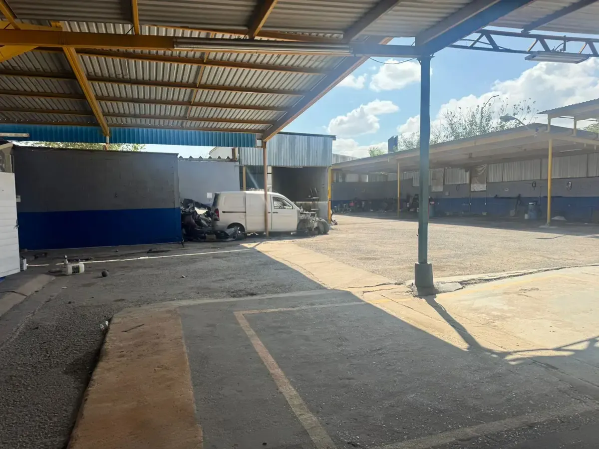 Local Comercial Spot2