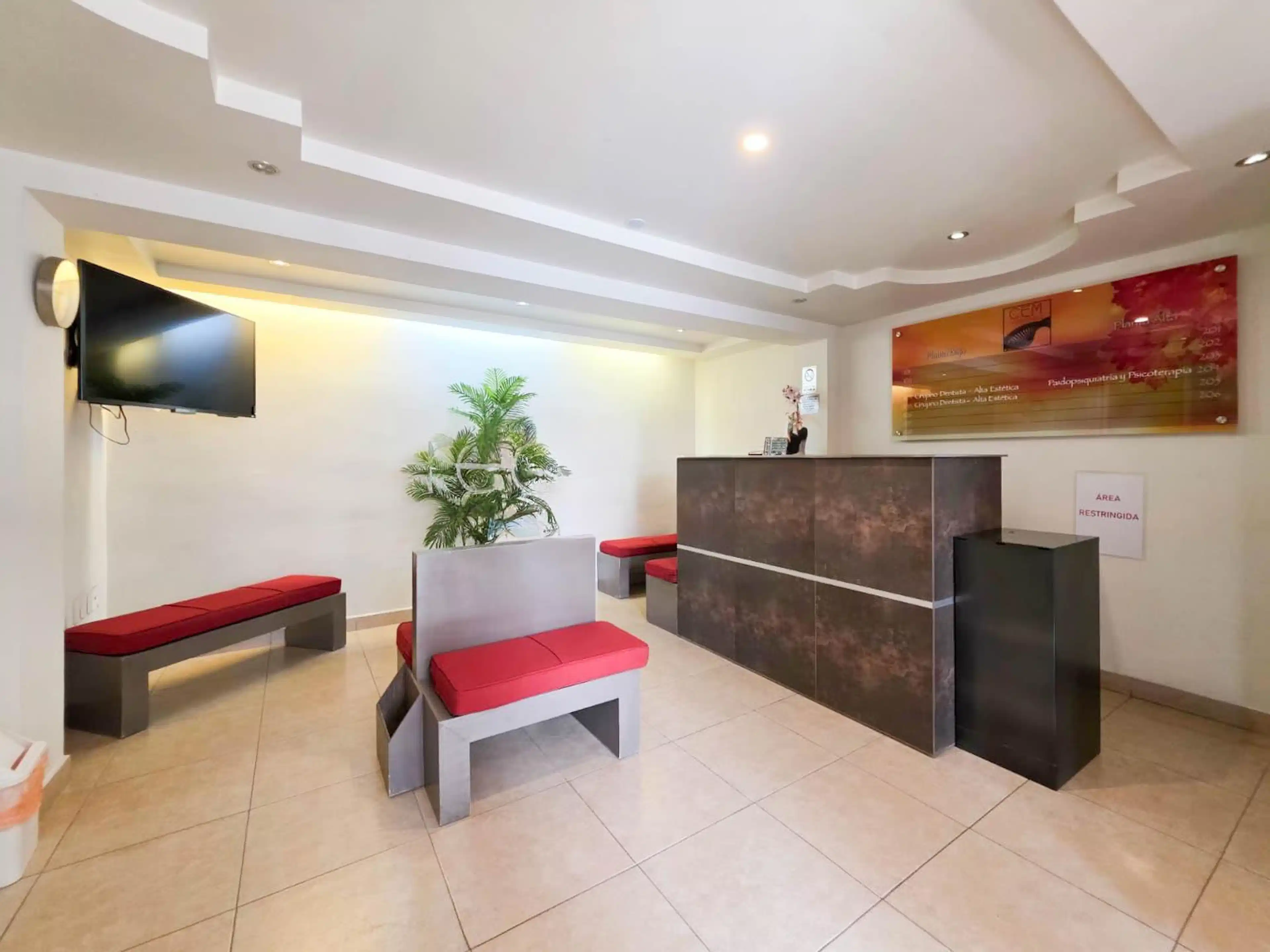 Impecable local en renta: excelente ubicación en Del Valle Sur