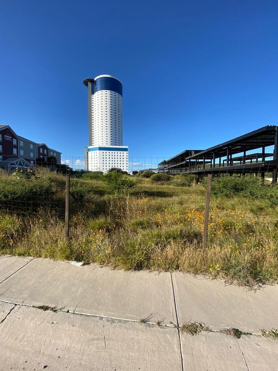 Local Comercial Spot2