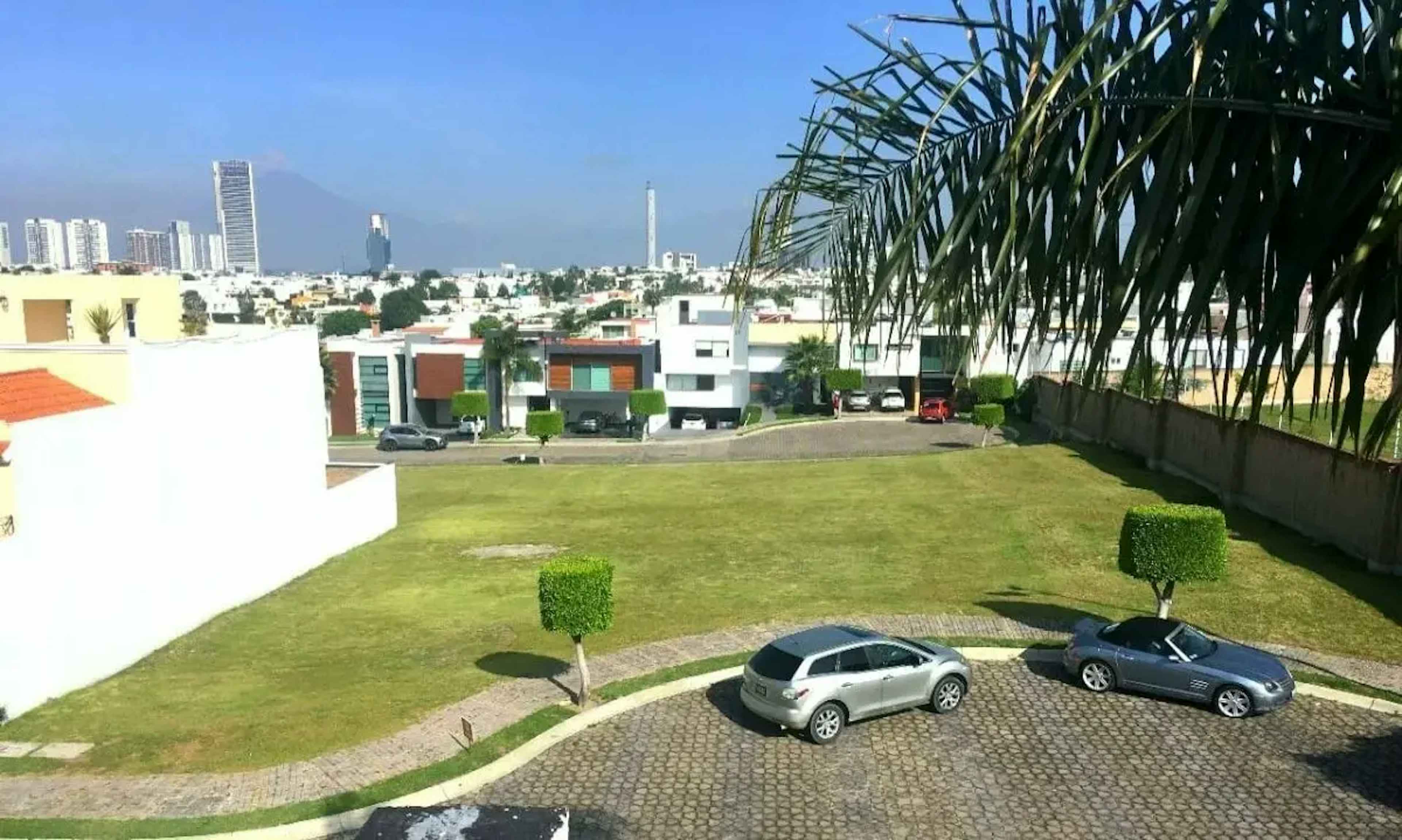 Terreno En Venta En Lomas De Angelópolis, San Andrés Cholula, Puebla