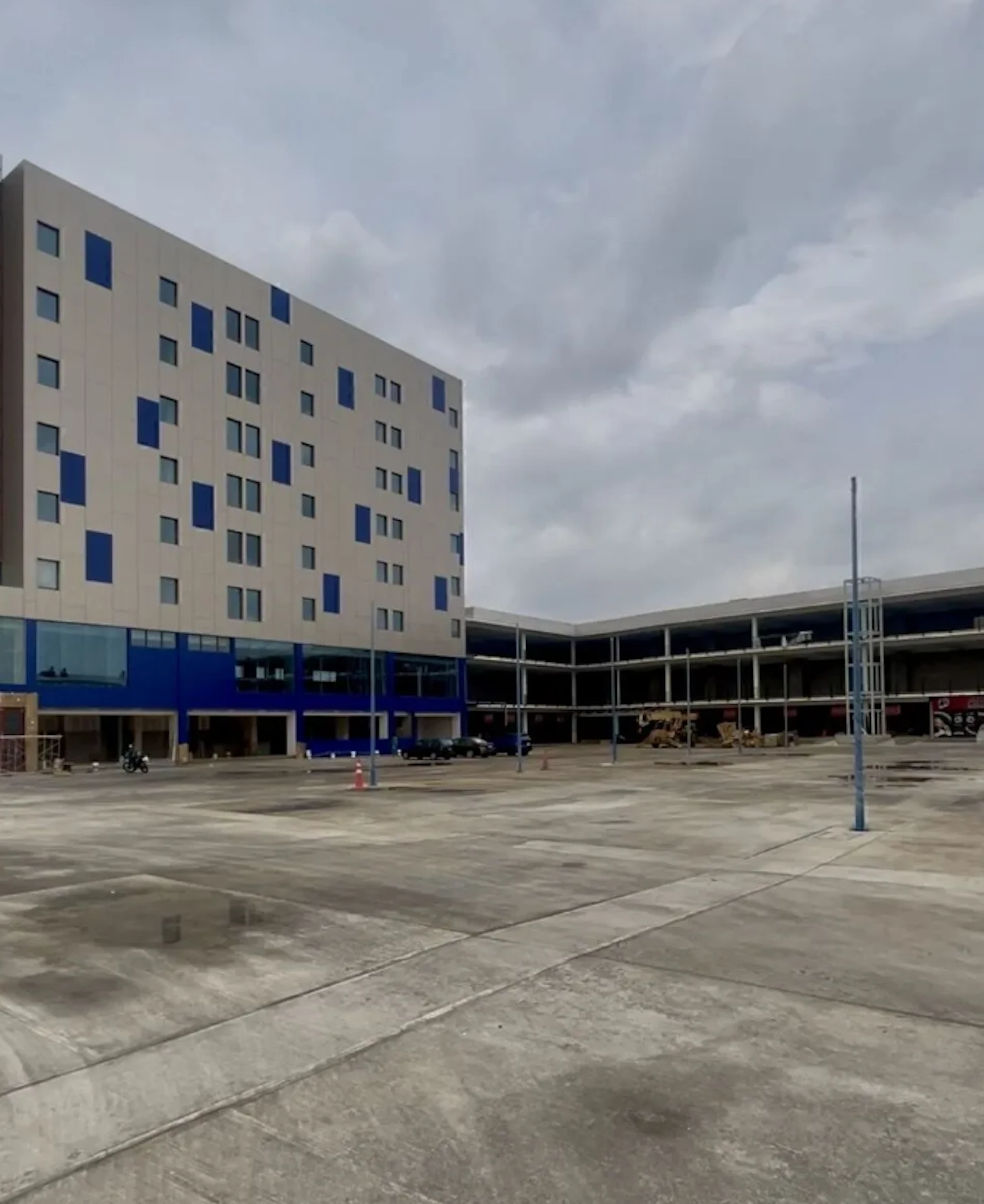 Local Comercial Spot2