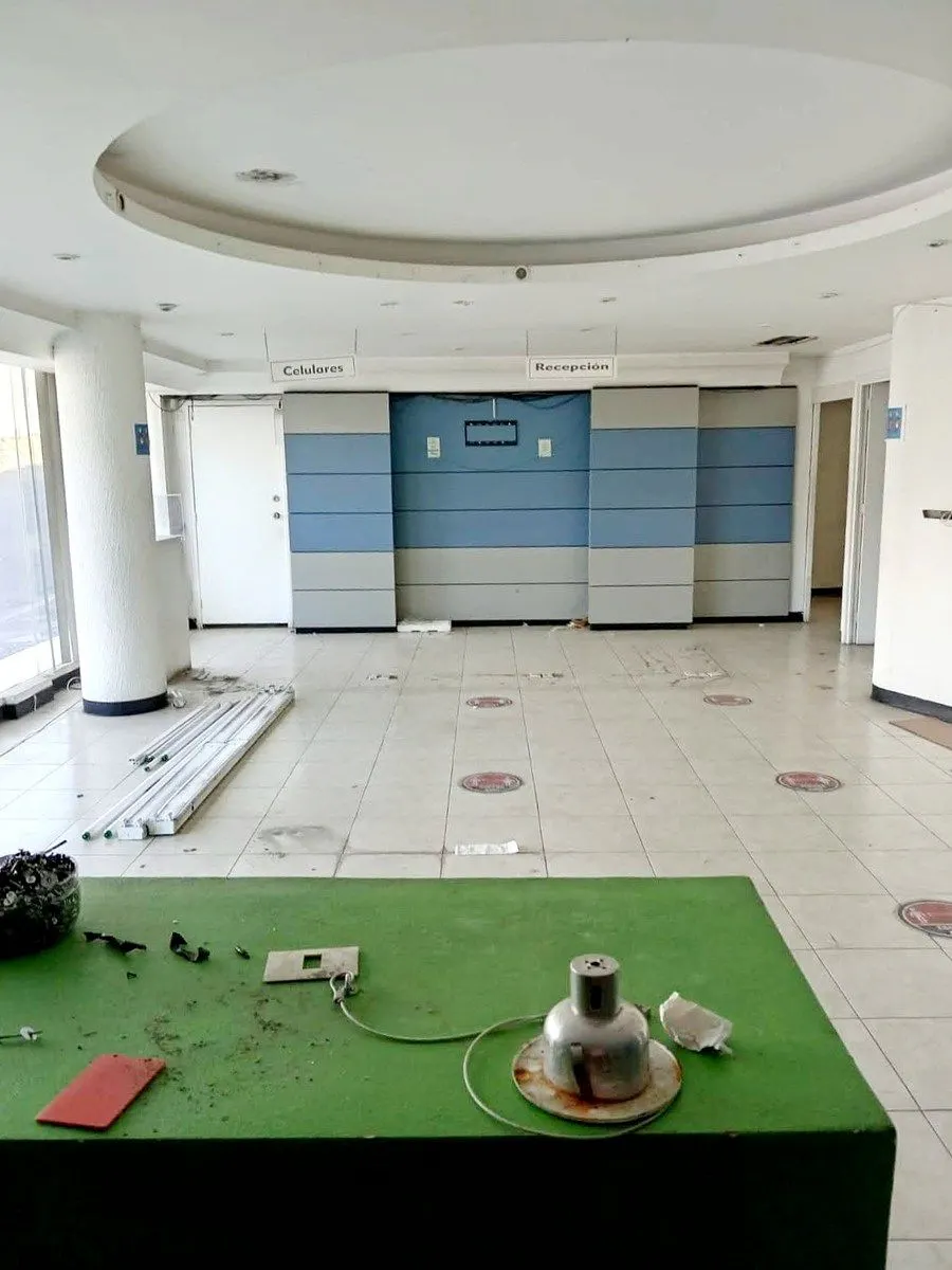 Local Comercial Spot2