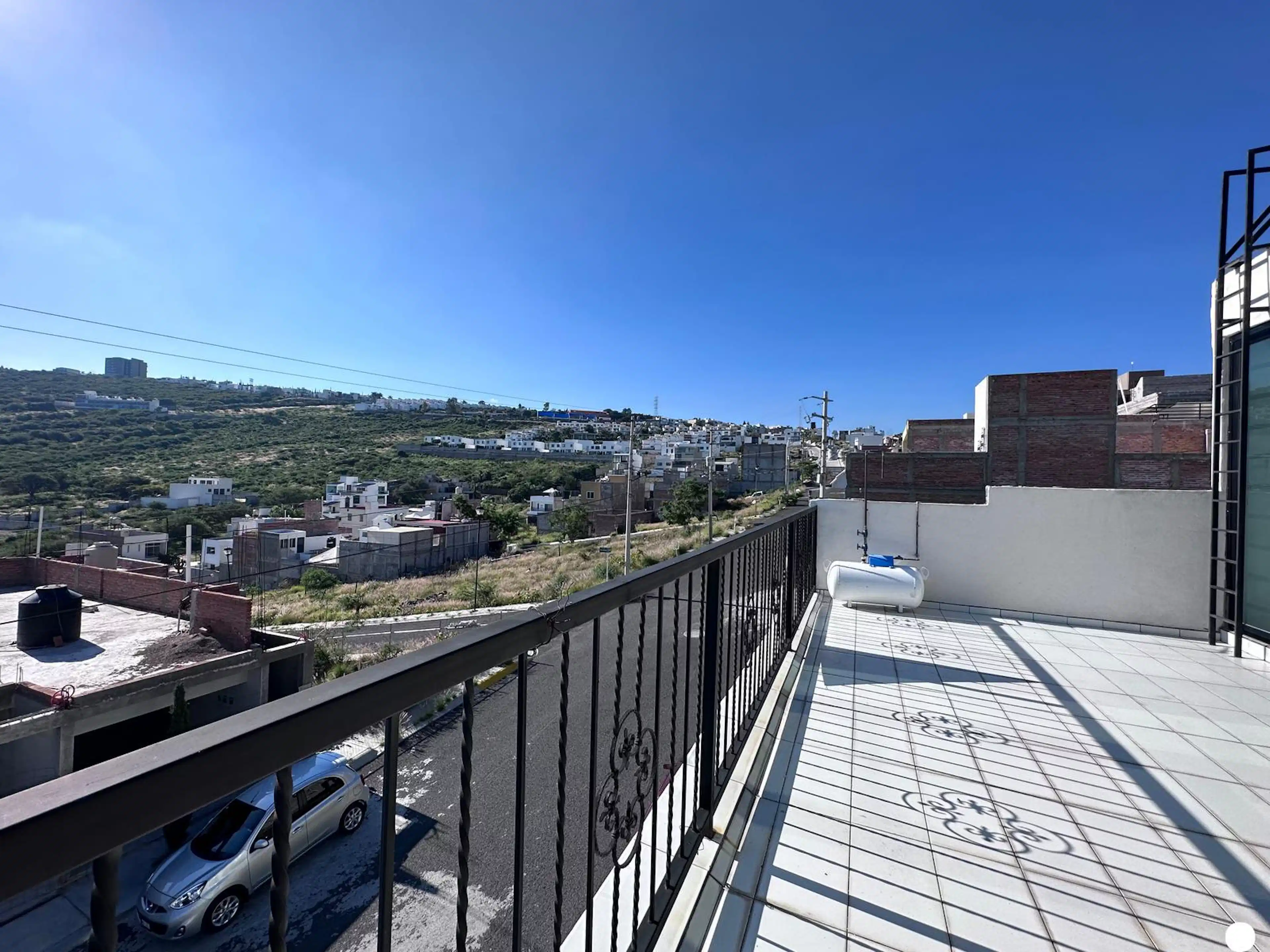 Bodega  renta Corregidora Queretaro uso de suelo H2 Y COMERCIAL