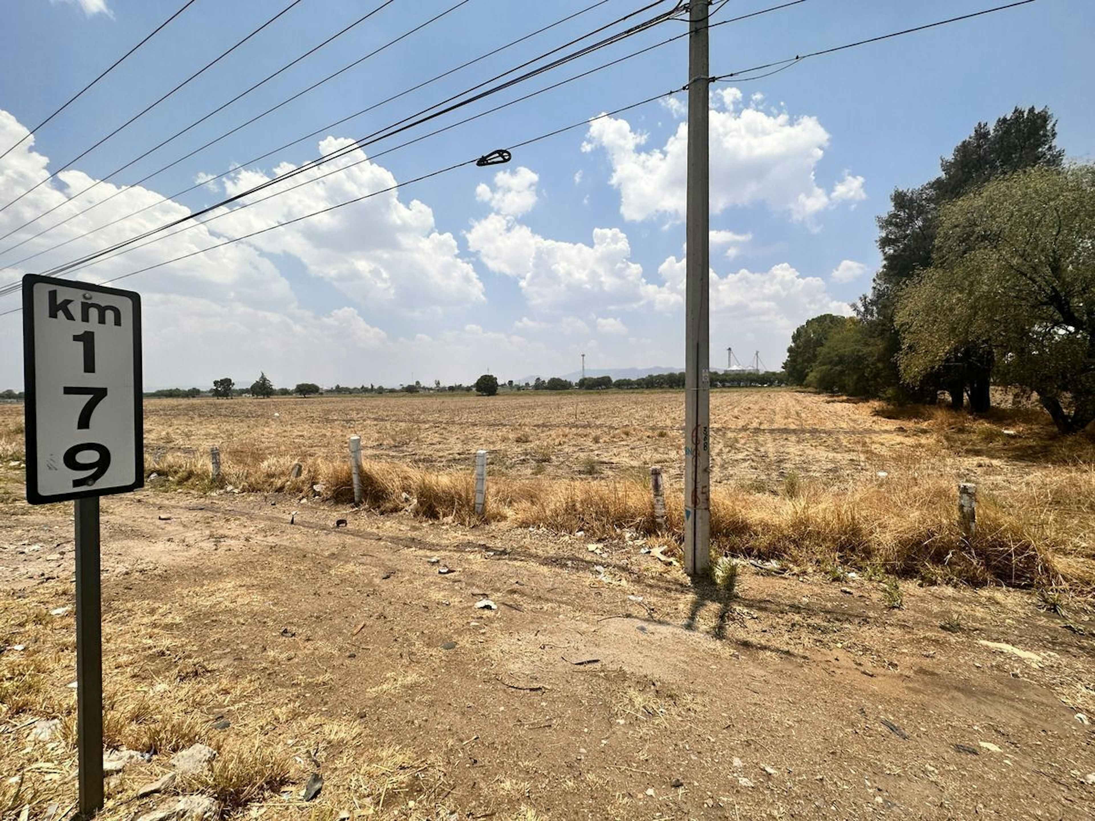 Kilómetro 180 Carretera México Querétaro None