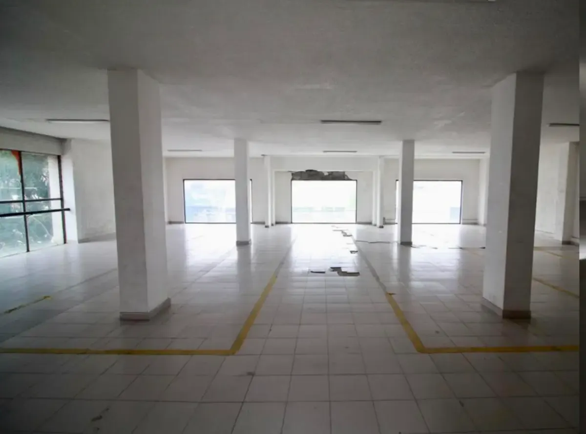 Local Comercial Spot2