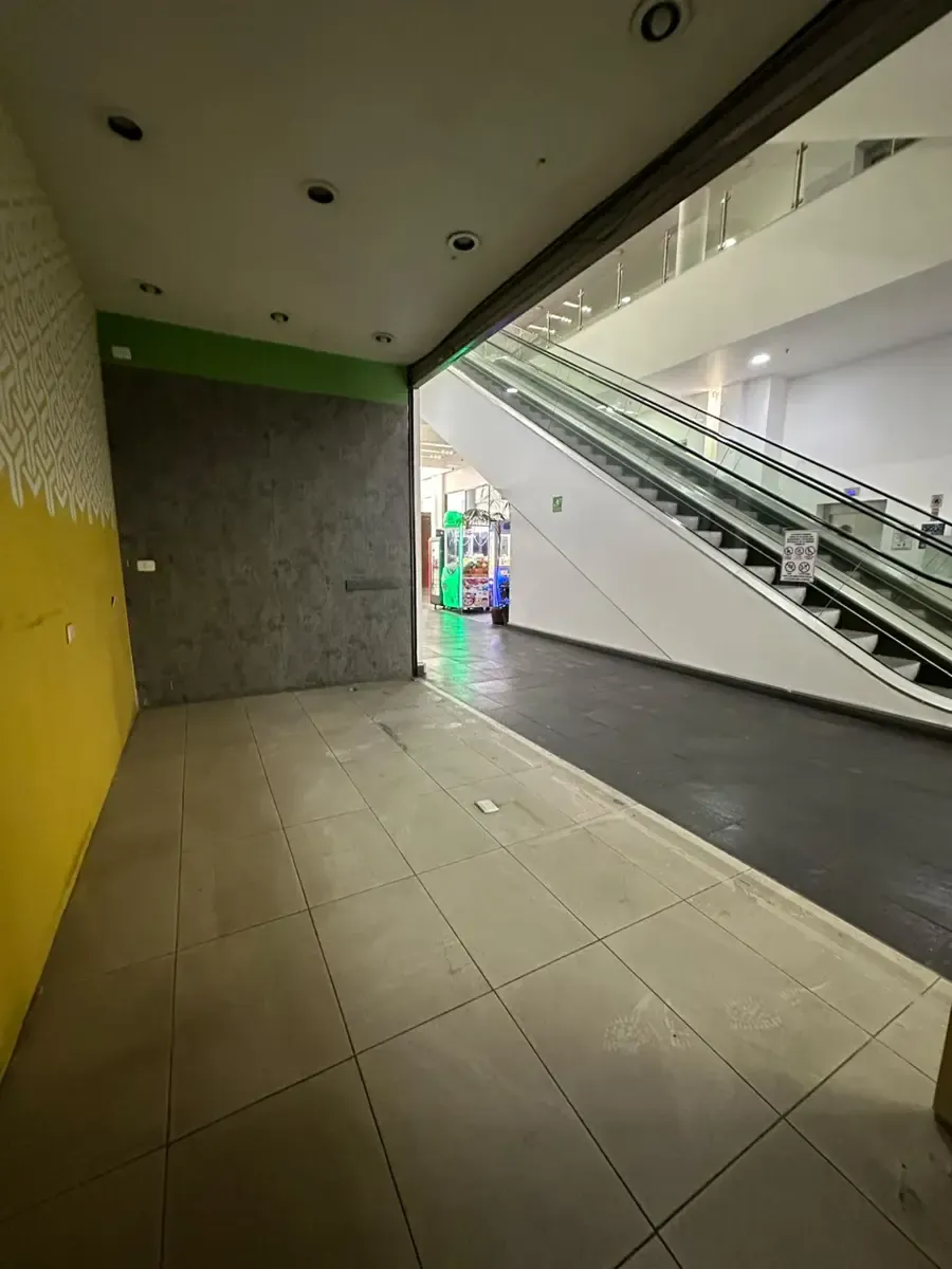 Local Comercial Spot2