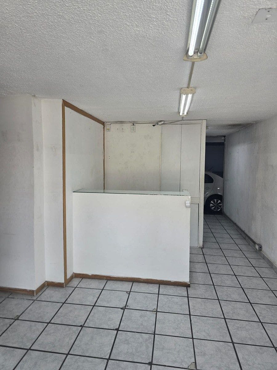 Local Comercial Spot2