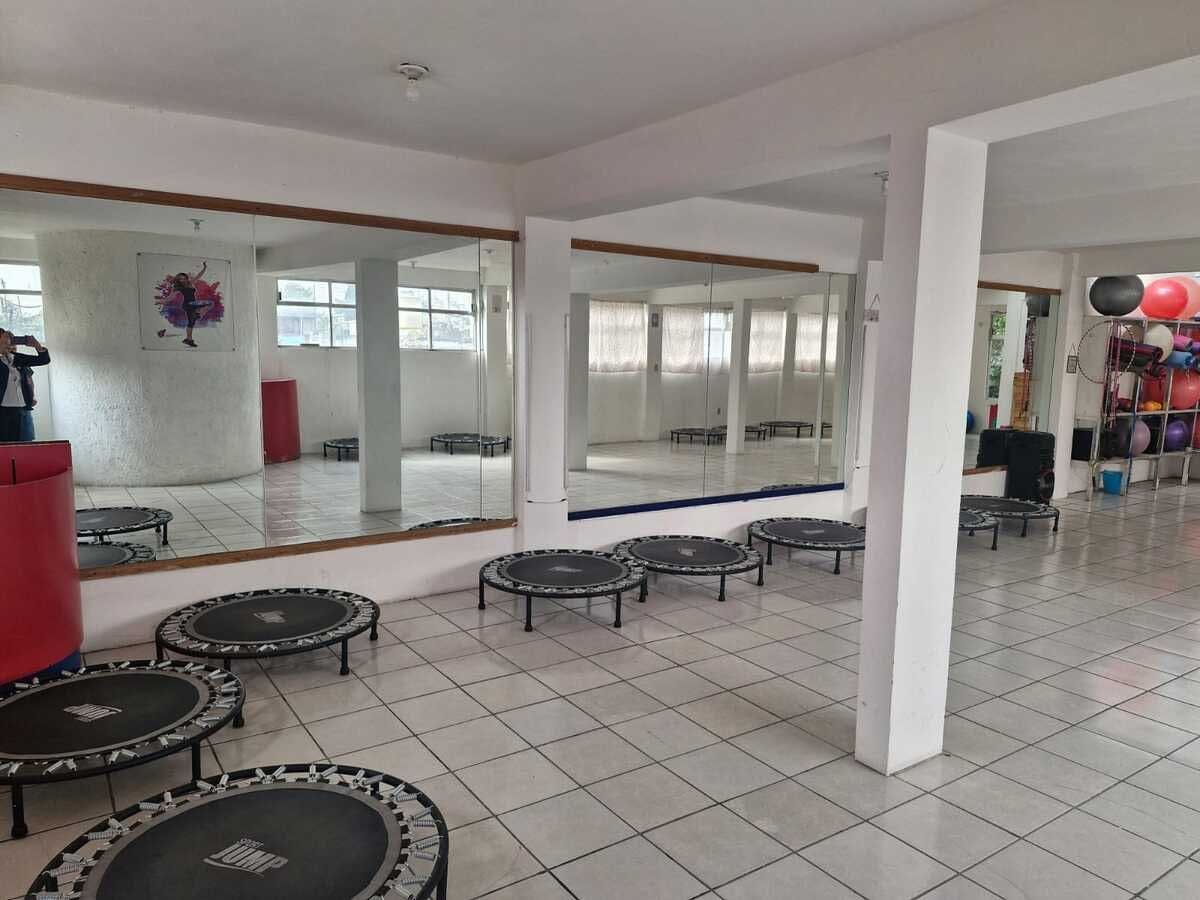 Local Comercial Spot2