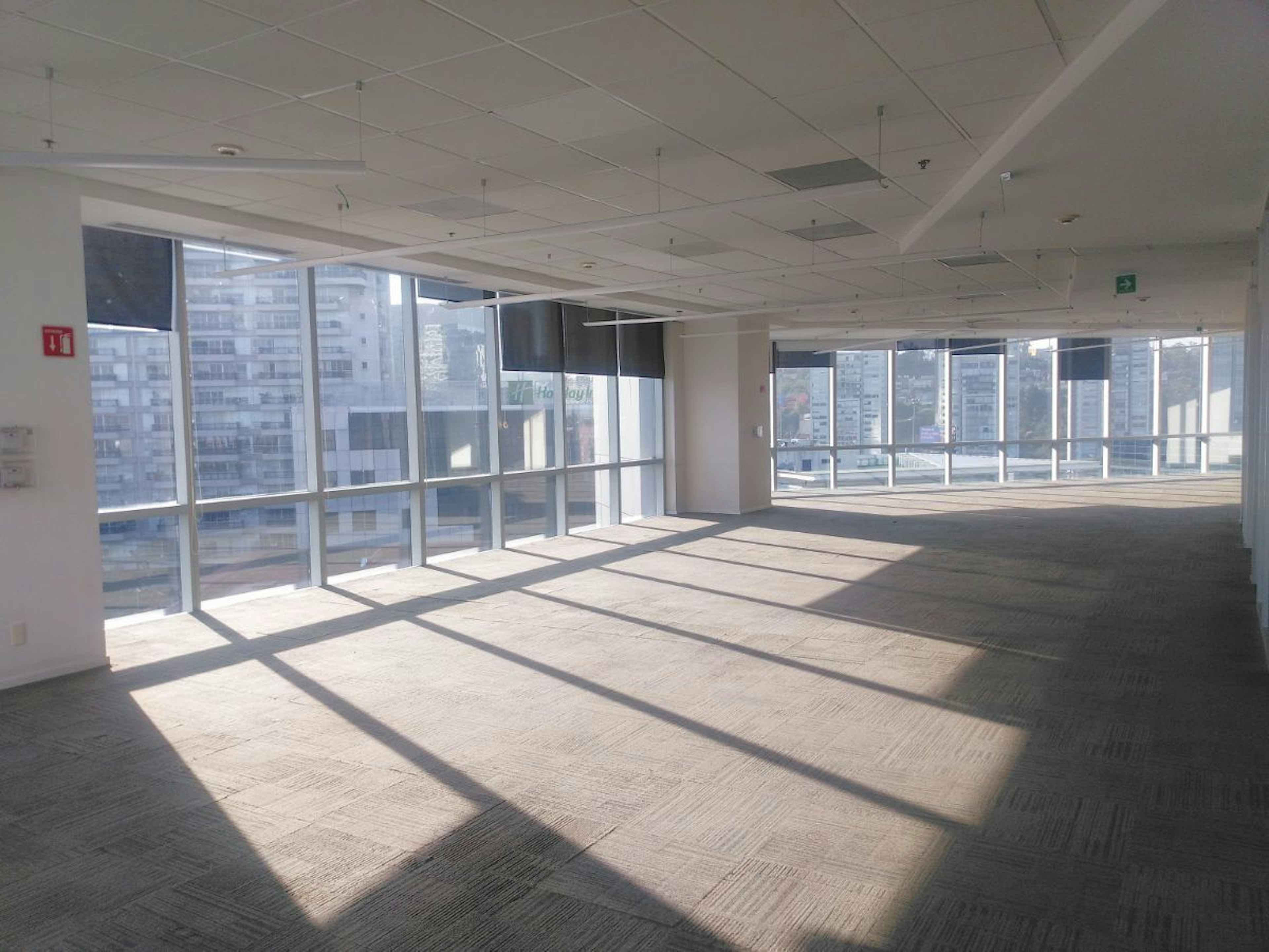 Calle Guillermo Gonzalez Camarena 1200