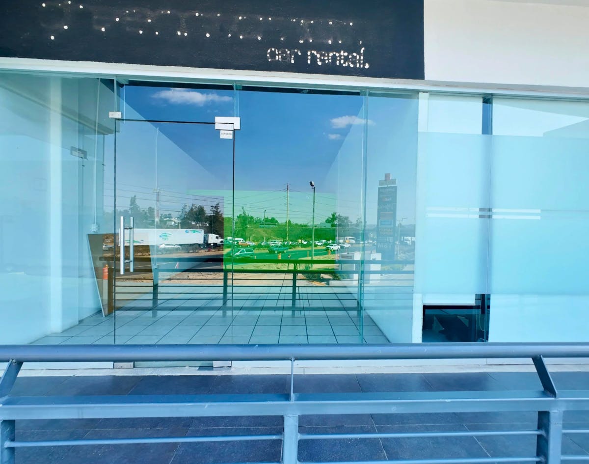 Local Comercial Spot2