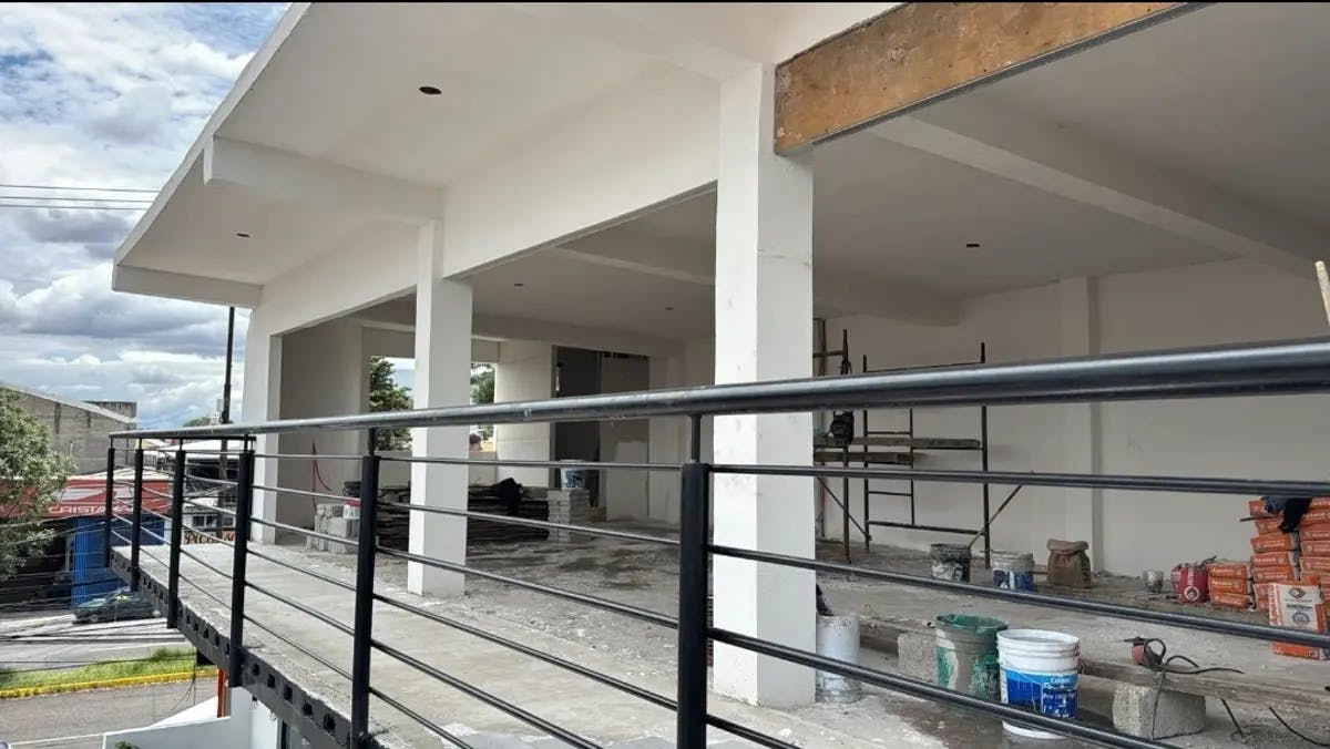 Local Comercial Spot2