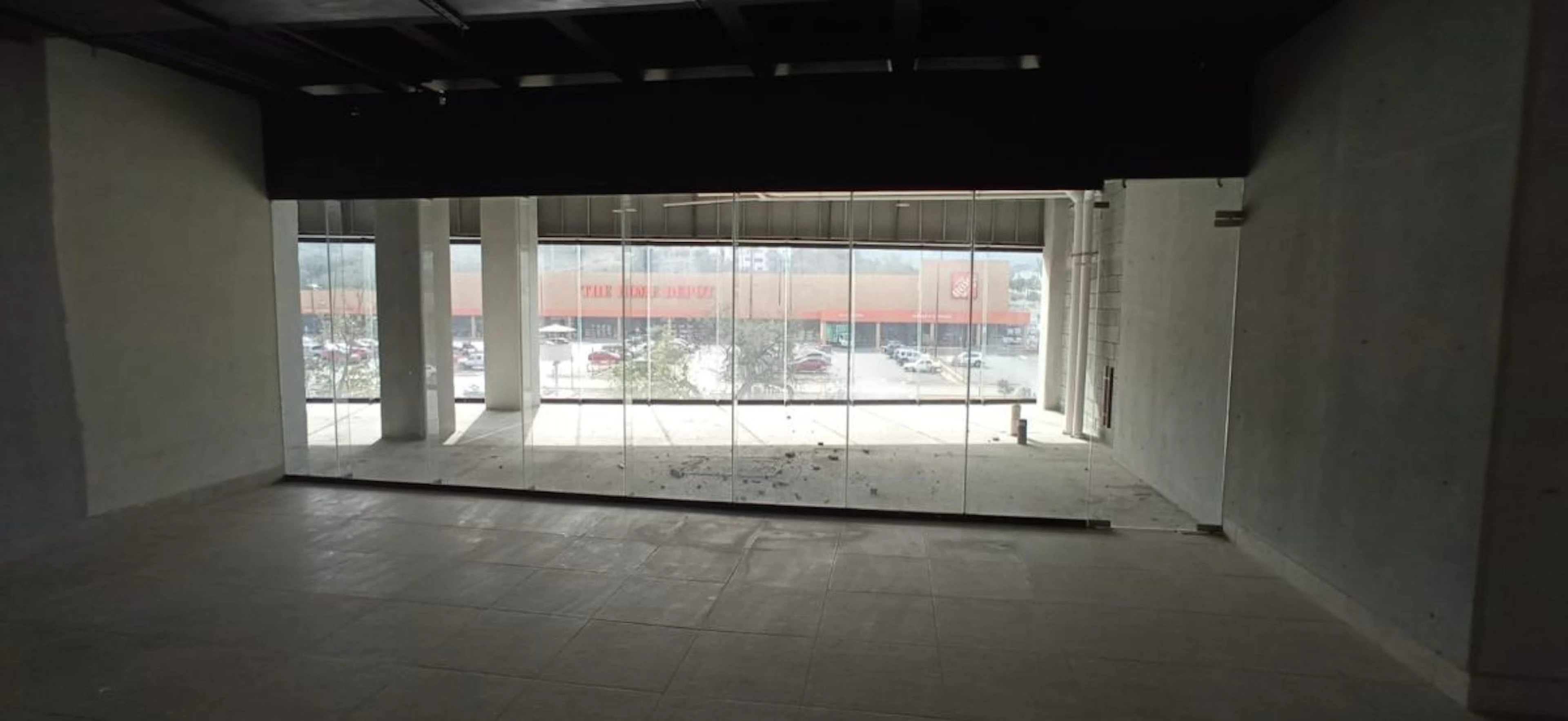 Local Comercial Spot2