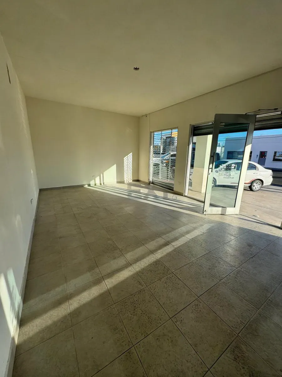 Local Comercial Spot2