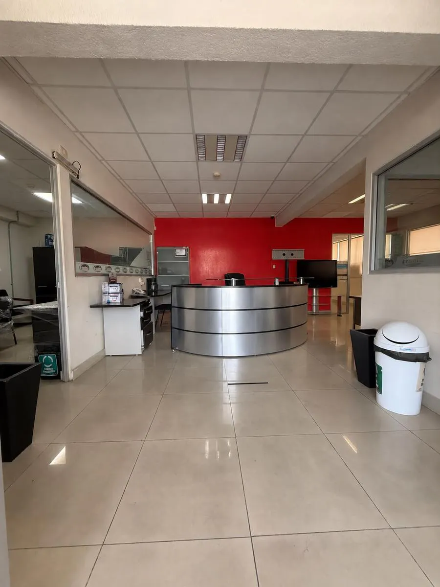 Local Comercial Spot2