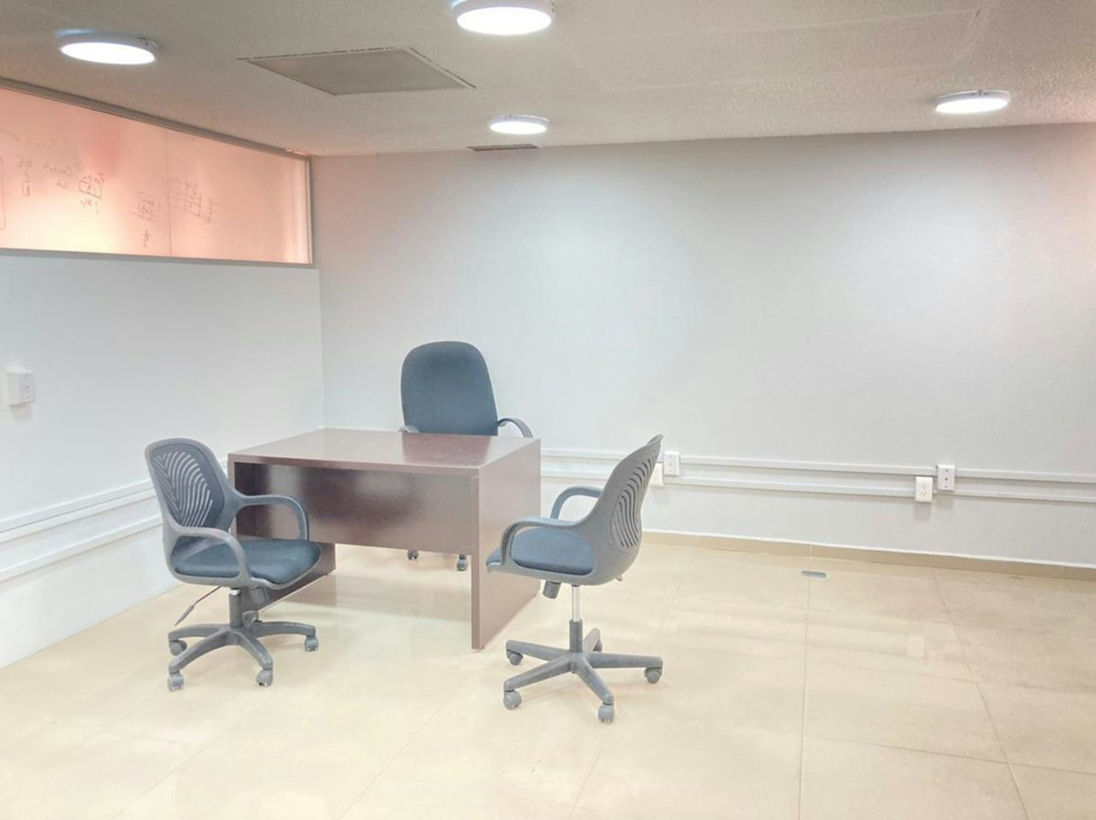 Spot image 0