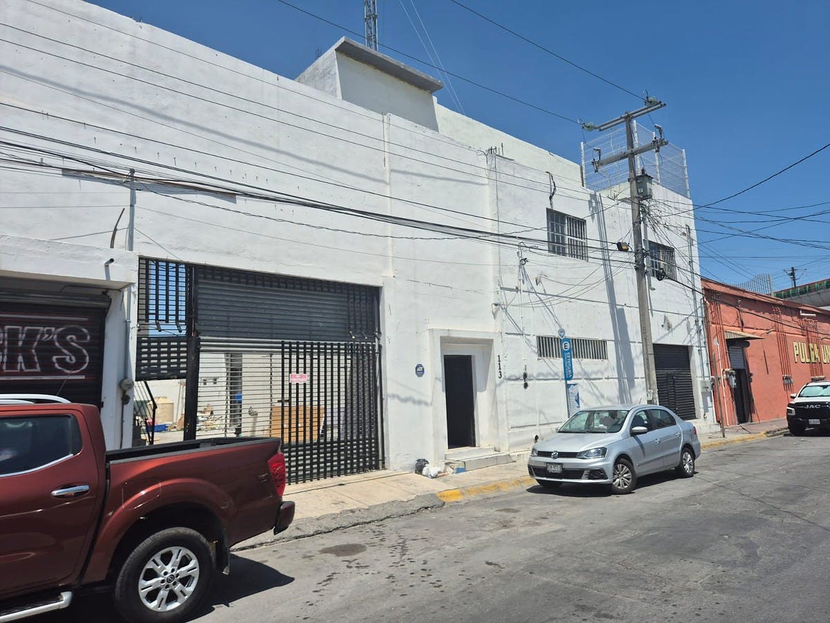 Local Comercial Spot2