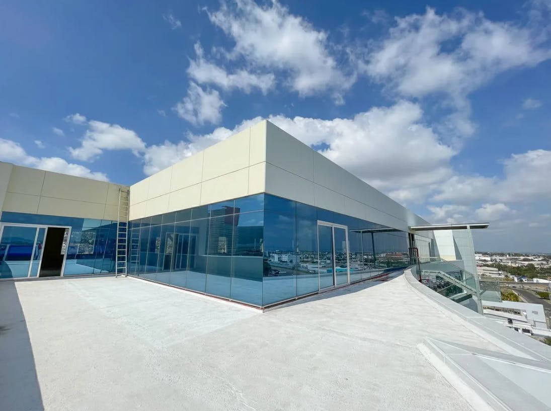 Local Comercial Spot2