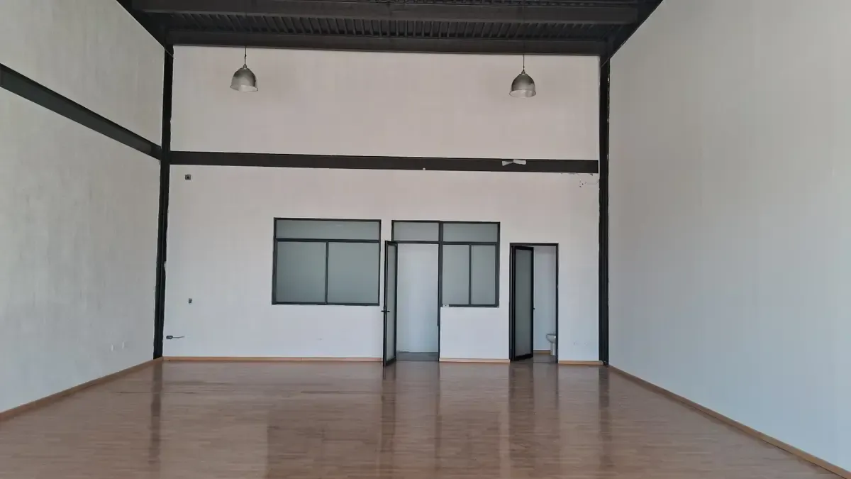 Local Comercial Spot2