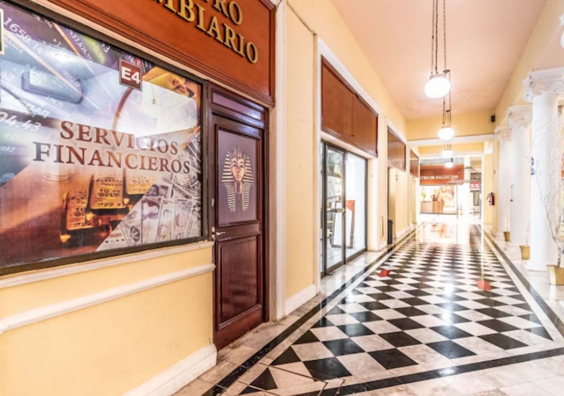 Local Comercial Spot2