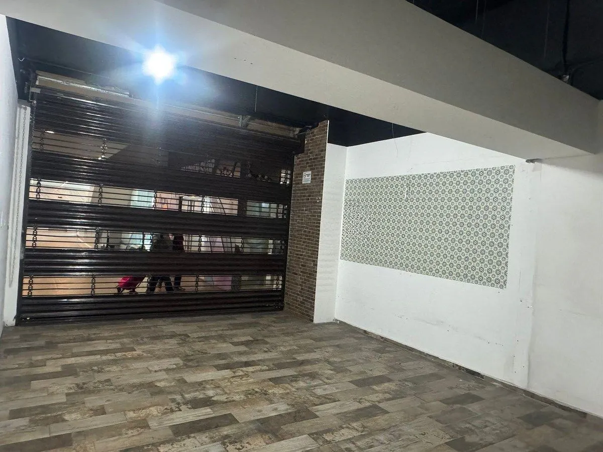 Local Comercial Spot2