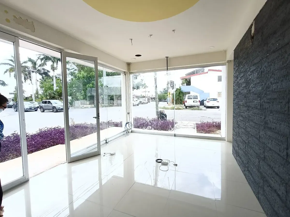 Local Comercial Spot2