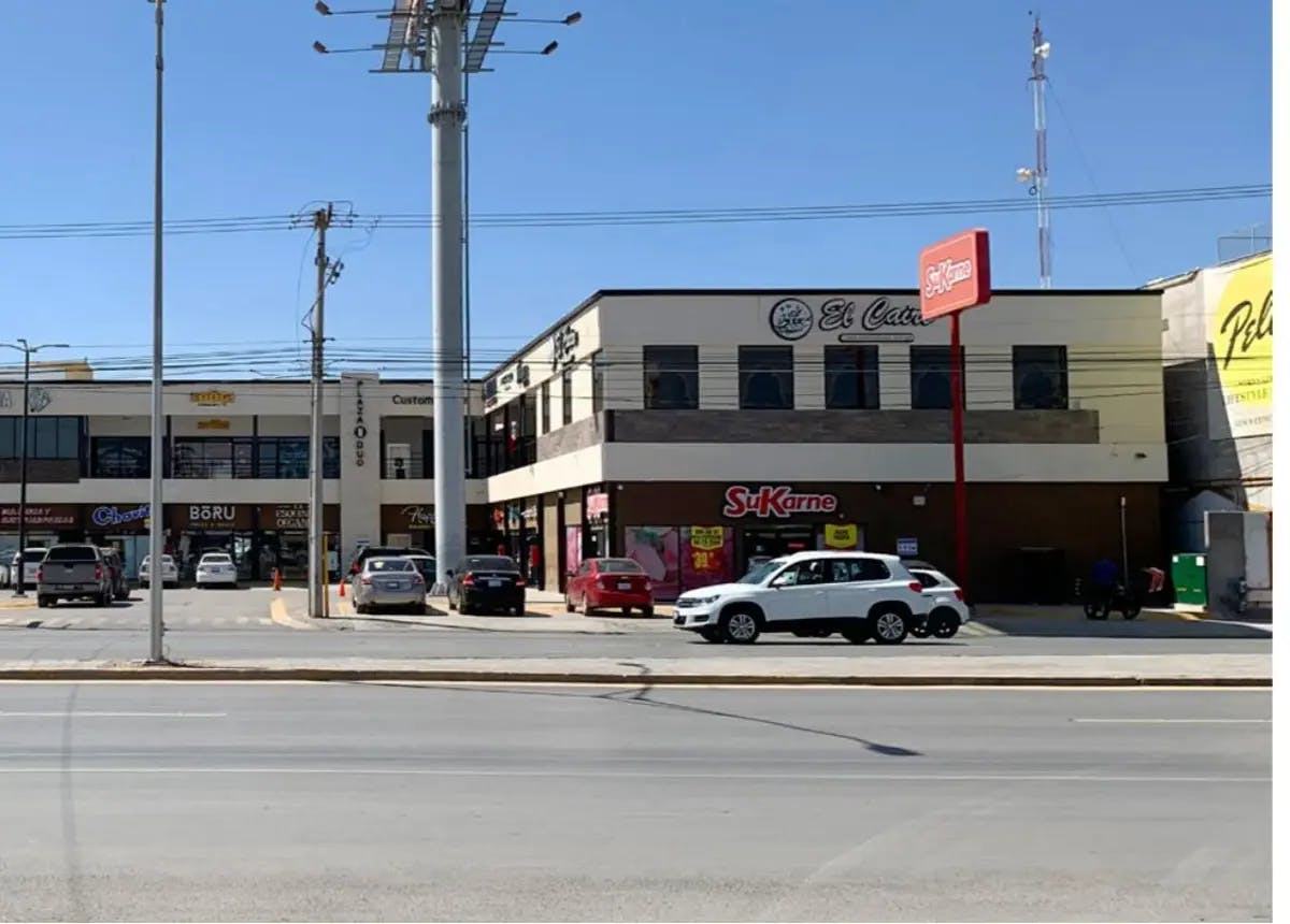 Local Comercial Spot2