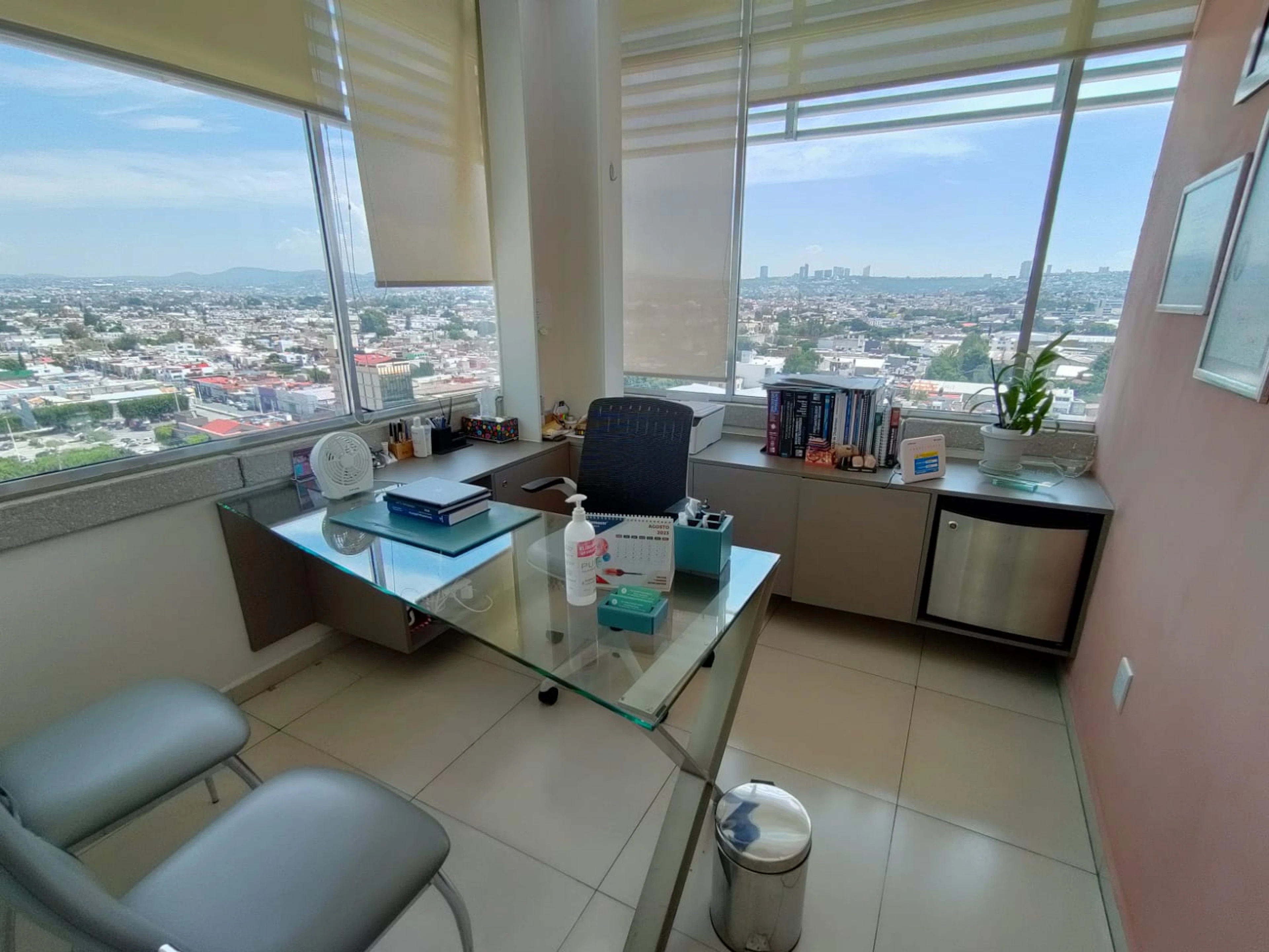 Local Comercial Spot2