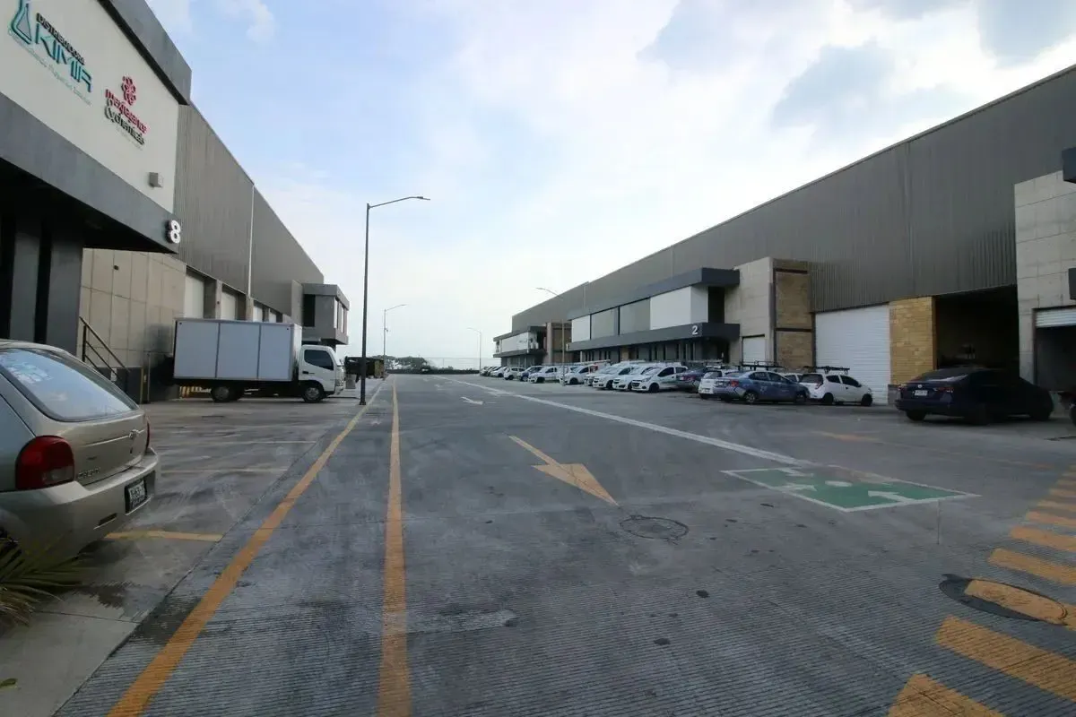 Industrial Spot2