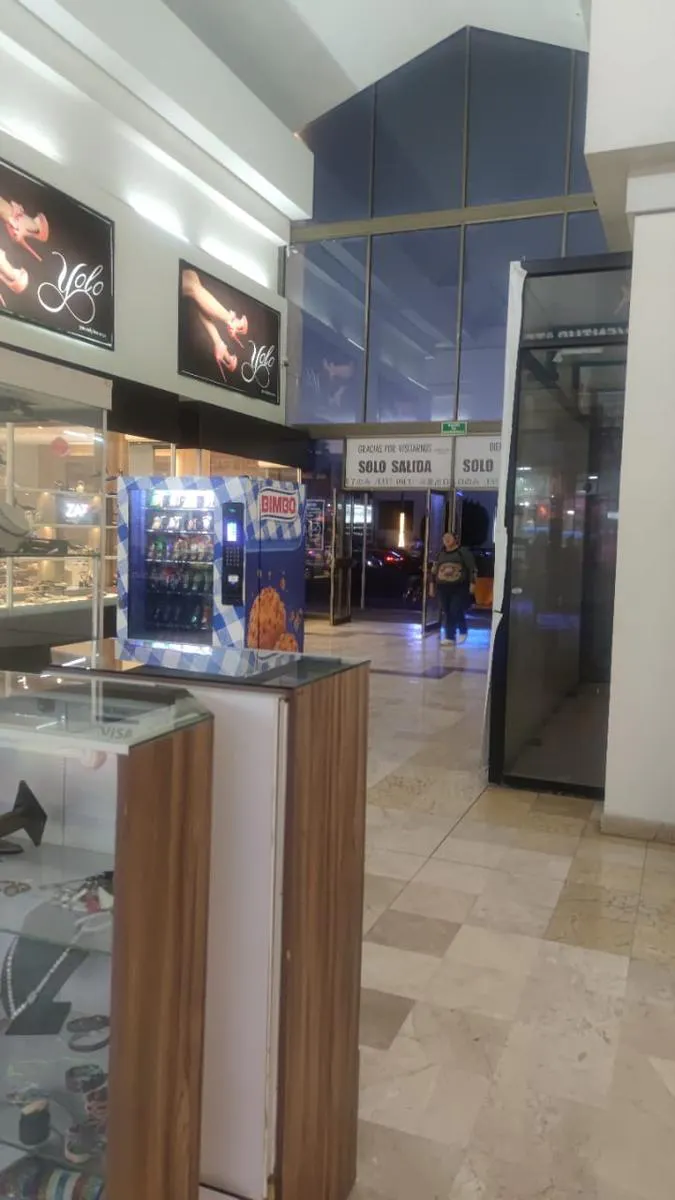 Local Comercial Spot2