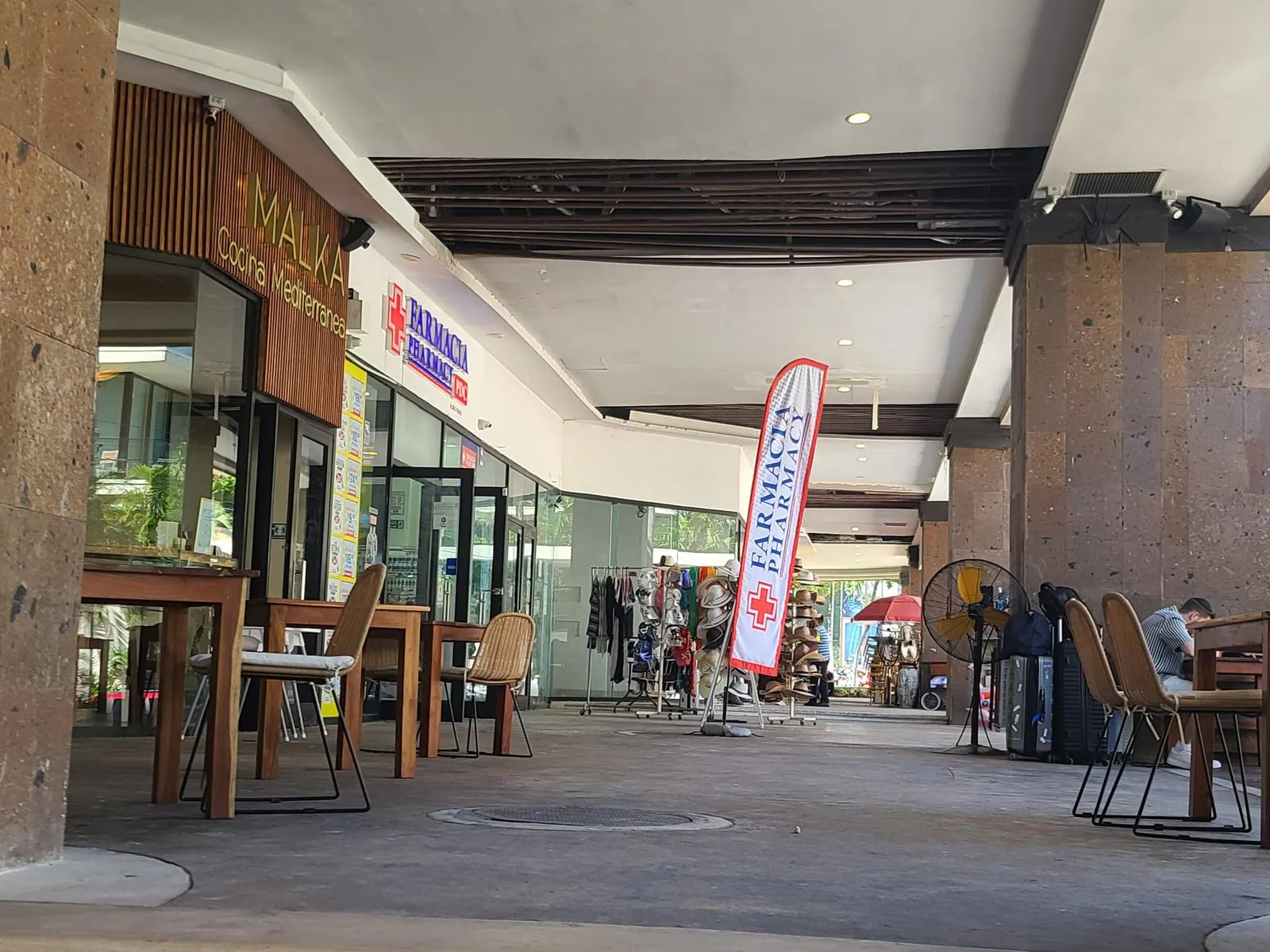 Local Comercial Spot2