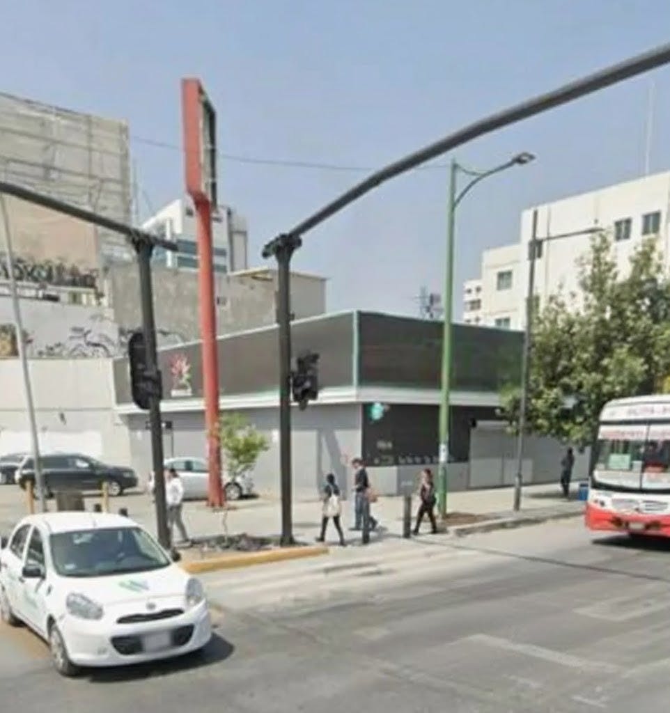 Local Comercial Spot2