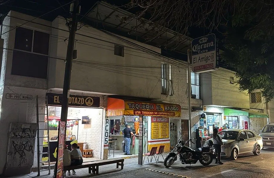 Local Comercial Spot2