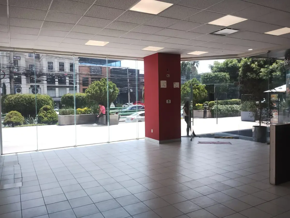 Local Comercial Spot2