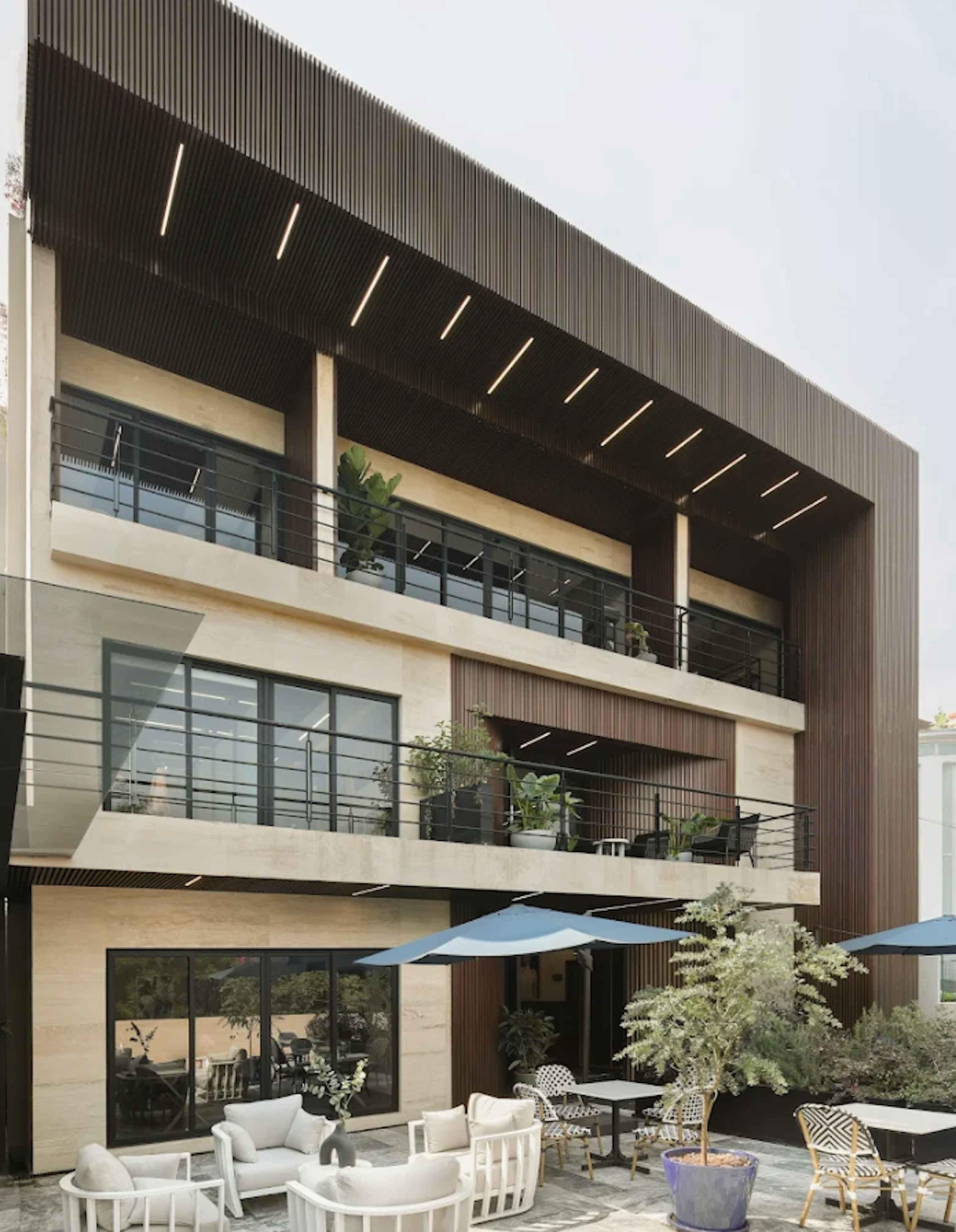 Piso 1- Oficina 1005