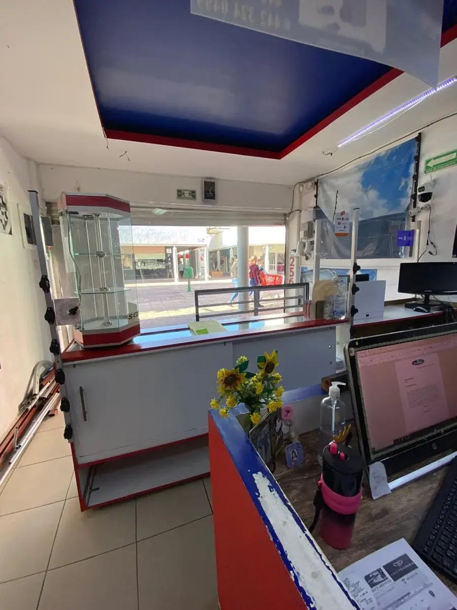 Local Comercial Spot2