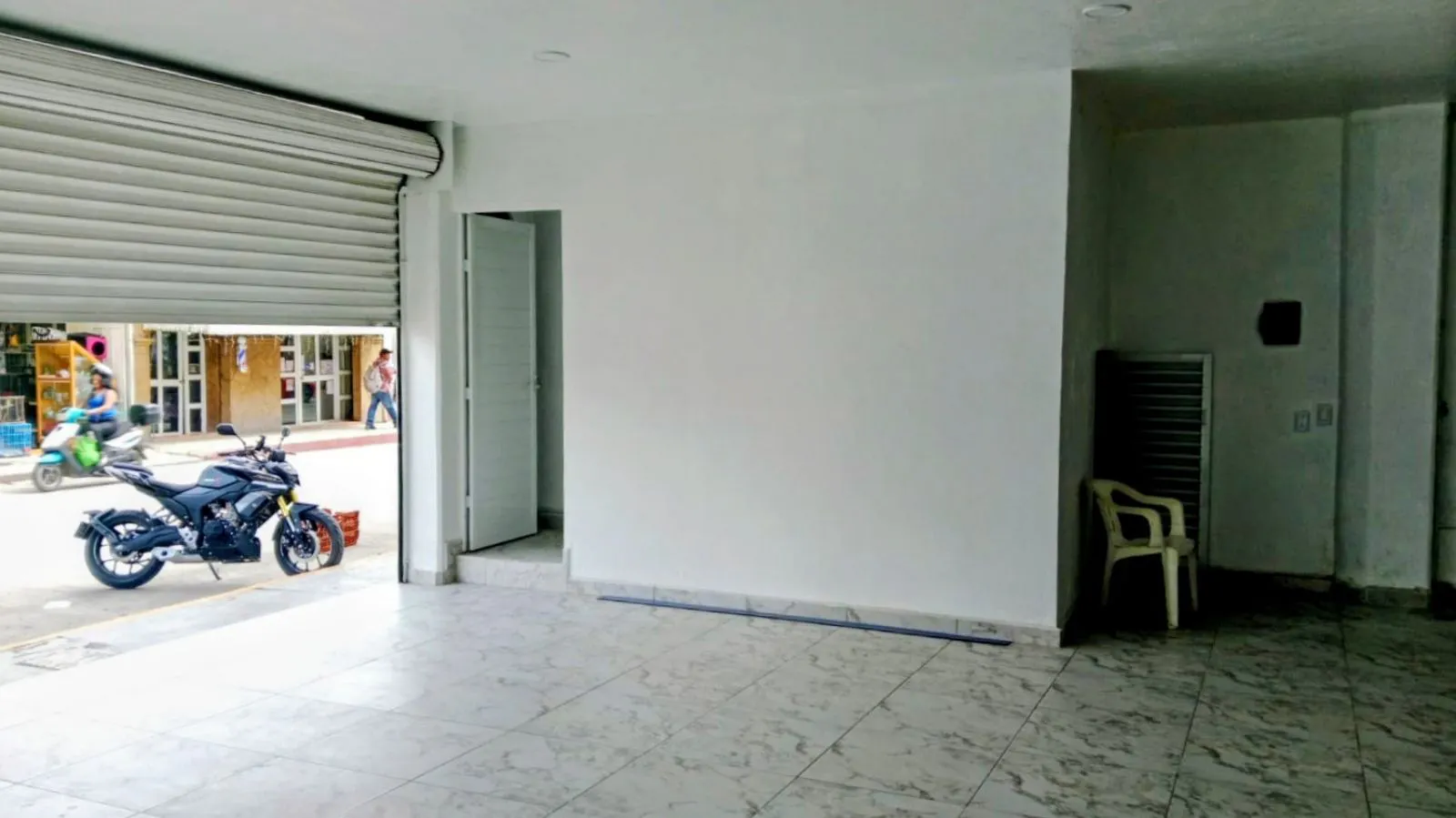 Local Comercial Spot2