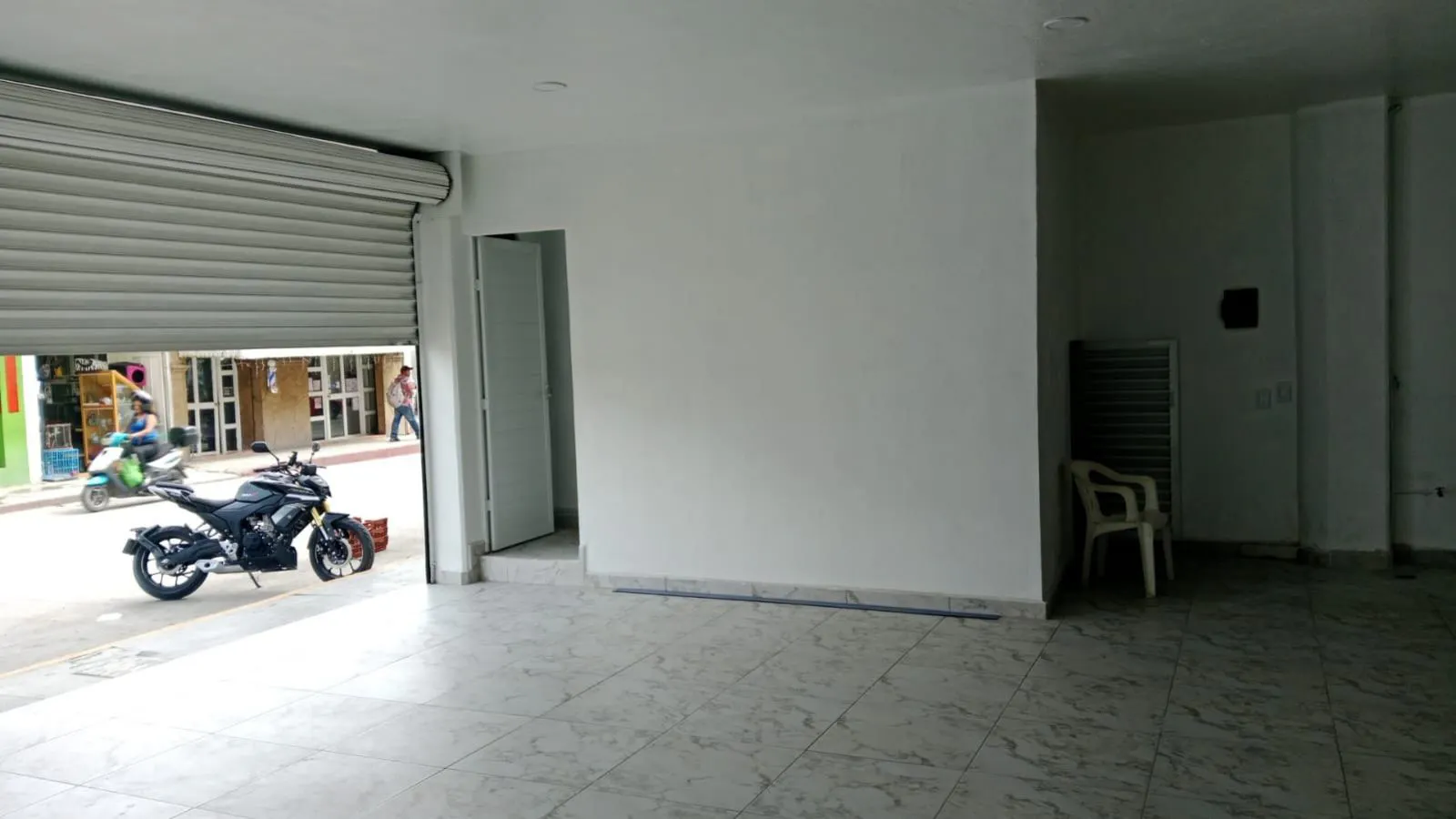 Local Comercial Spot2