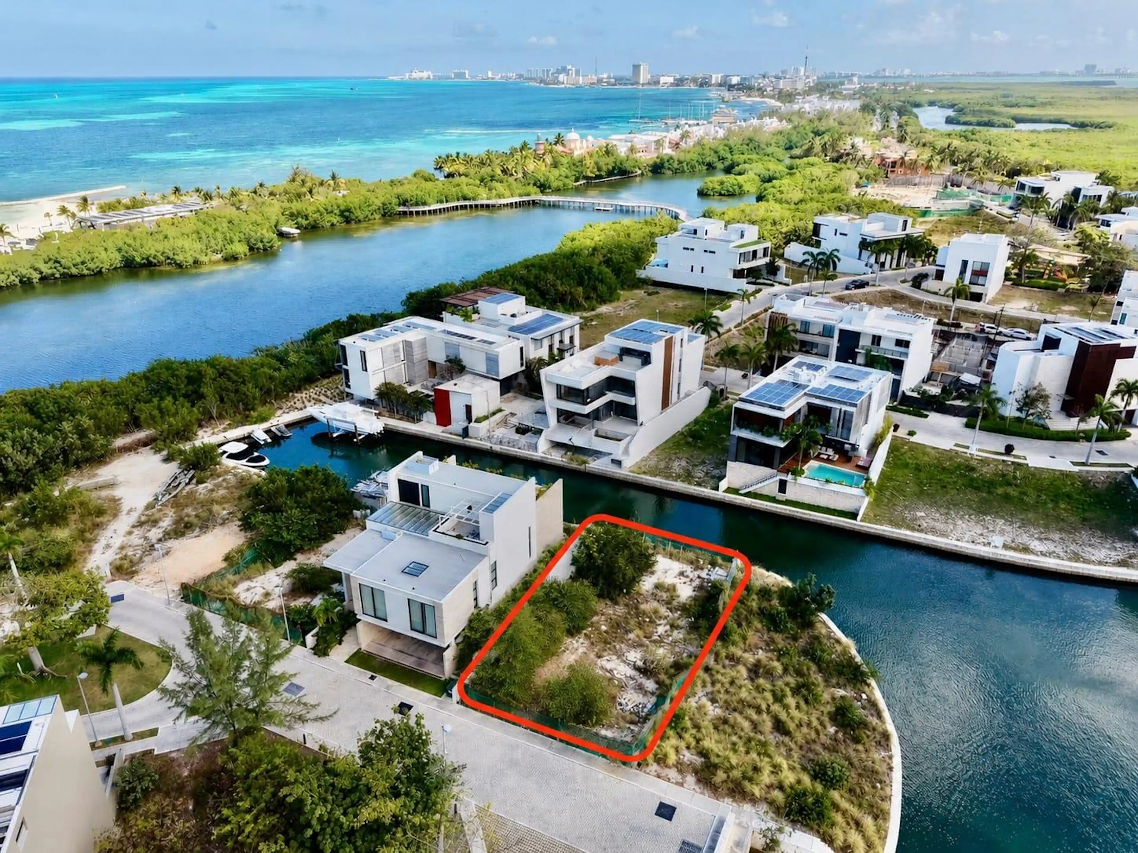 Terreno en Puerto Cancún